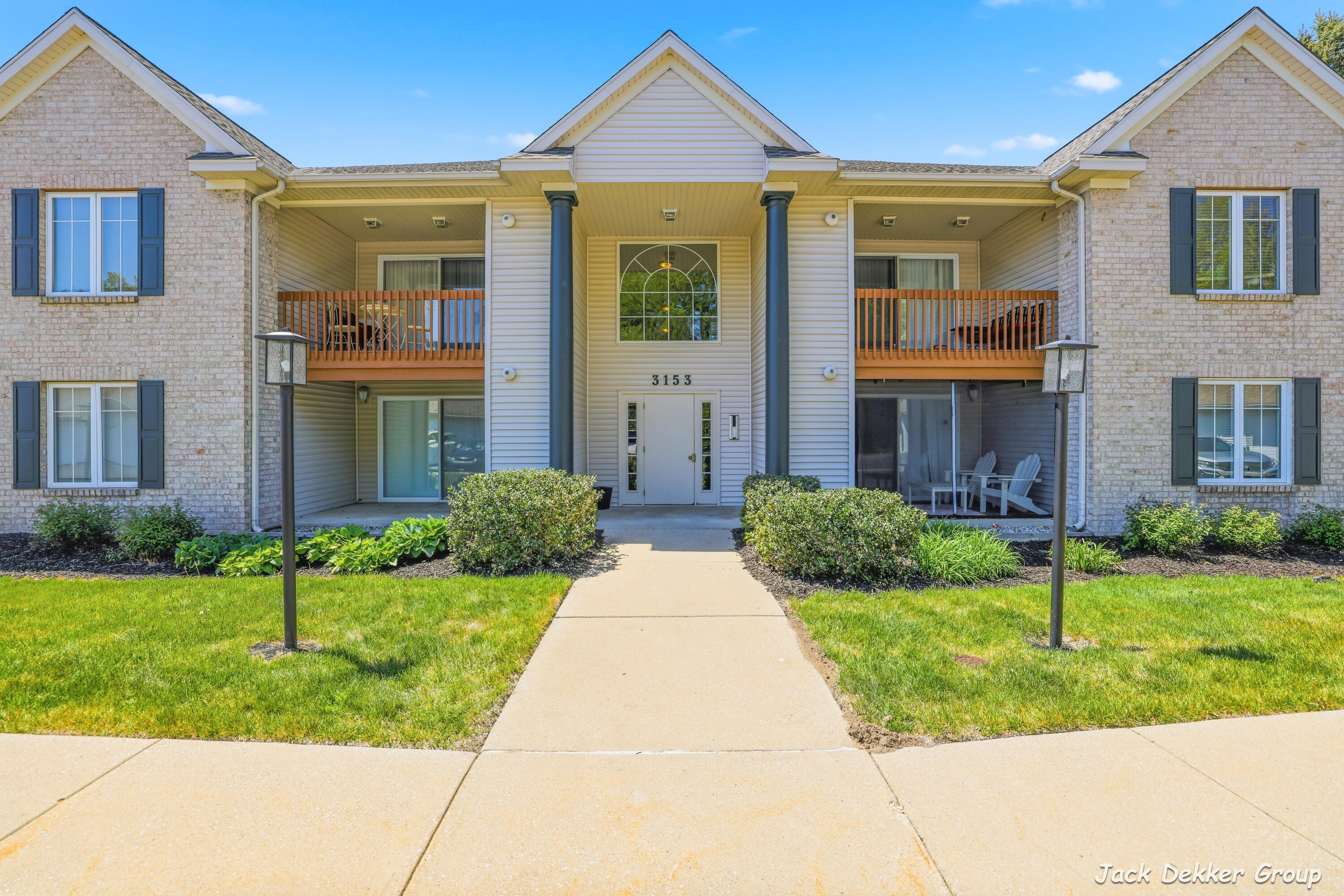 3153 E Crystal Waters Drive Holland MI 49424