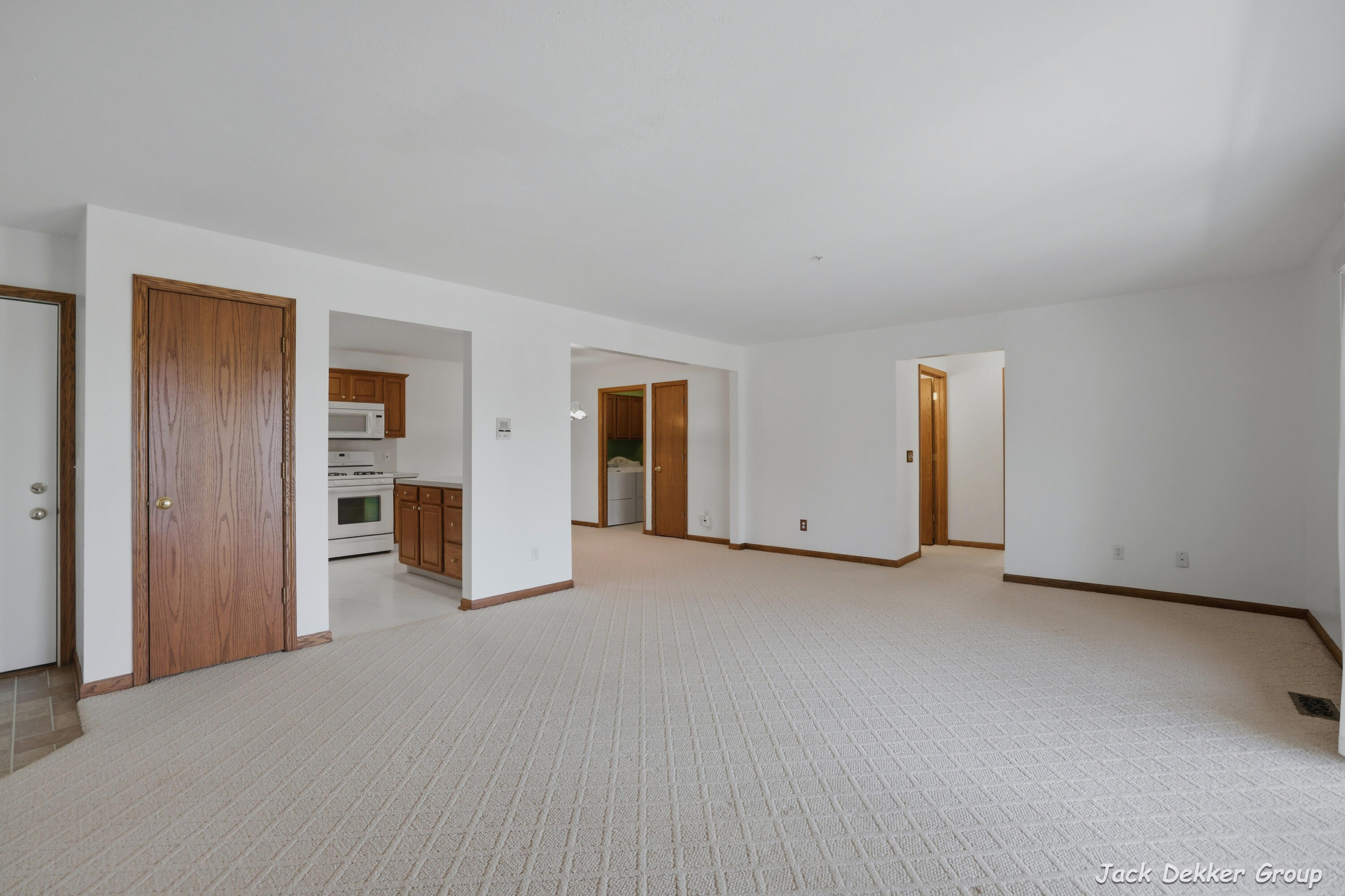3153 E Crystal Waters Drive Holland MI 49424