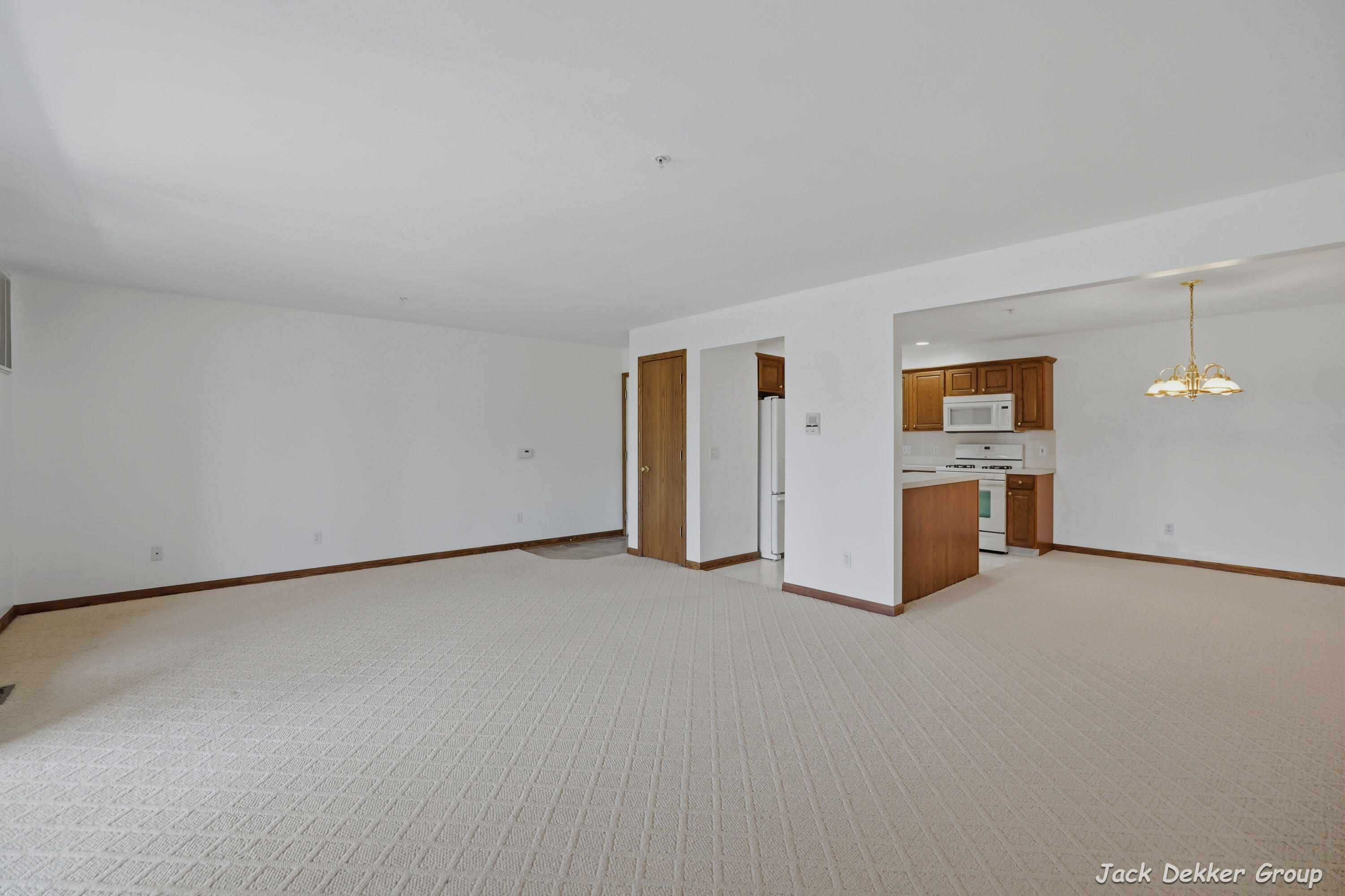 3153 E Crystal Waters Drive Holland MI 49424