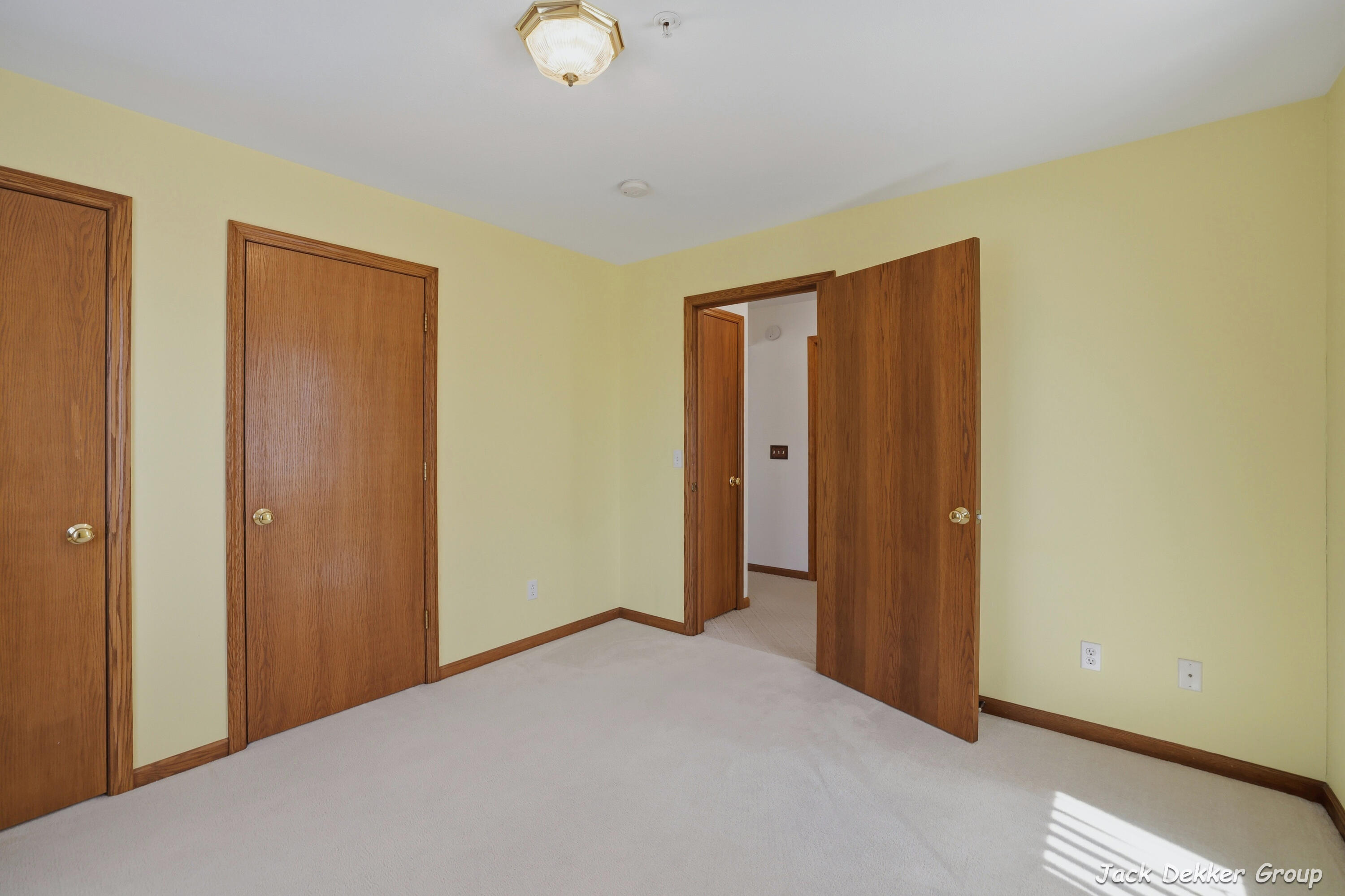 3153 E Crystal Waters Drive Holland MI 49424