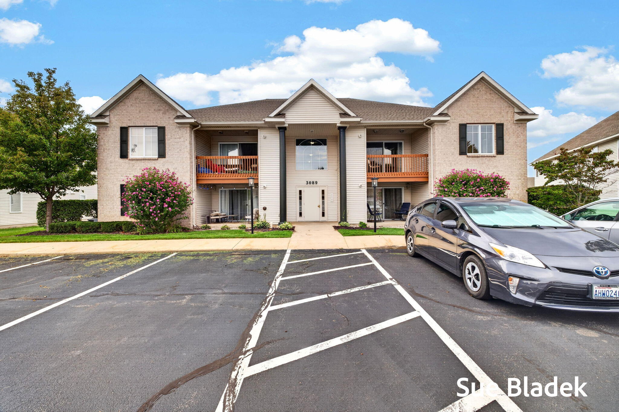 3089 E Crystal Waters Drive Holland MI 49424