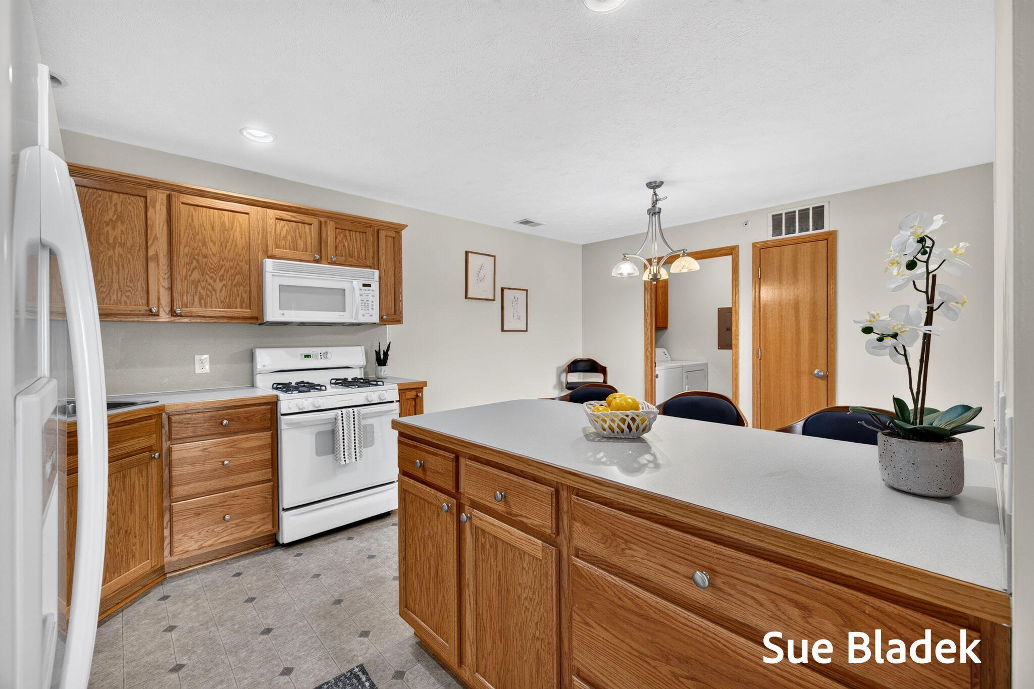 3089 E Crystal Waters Drive Holland MI 49424