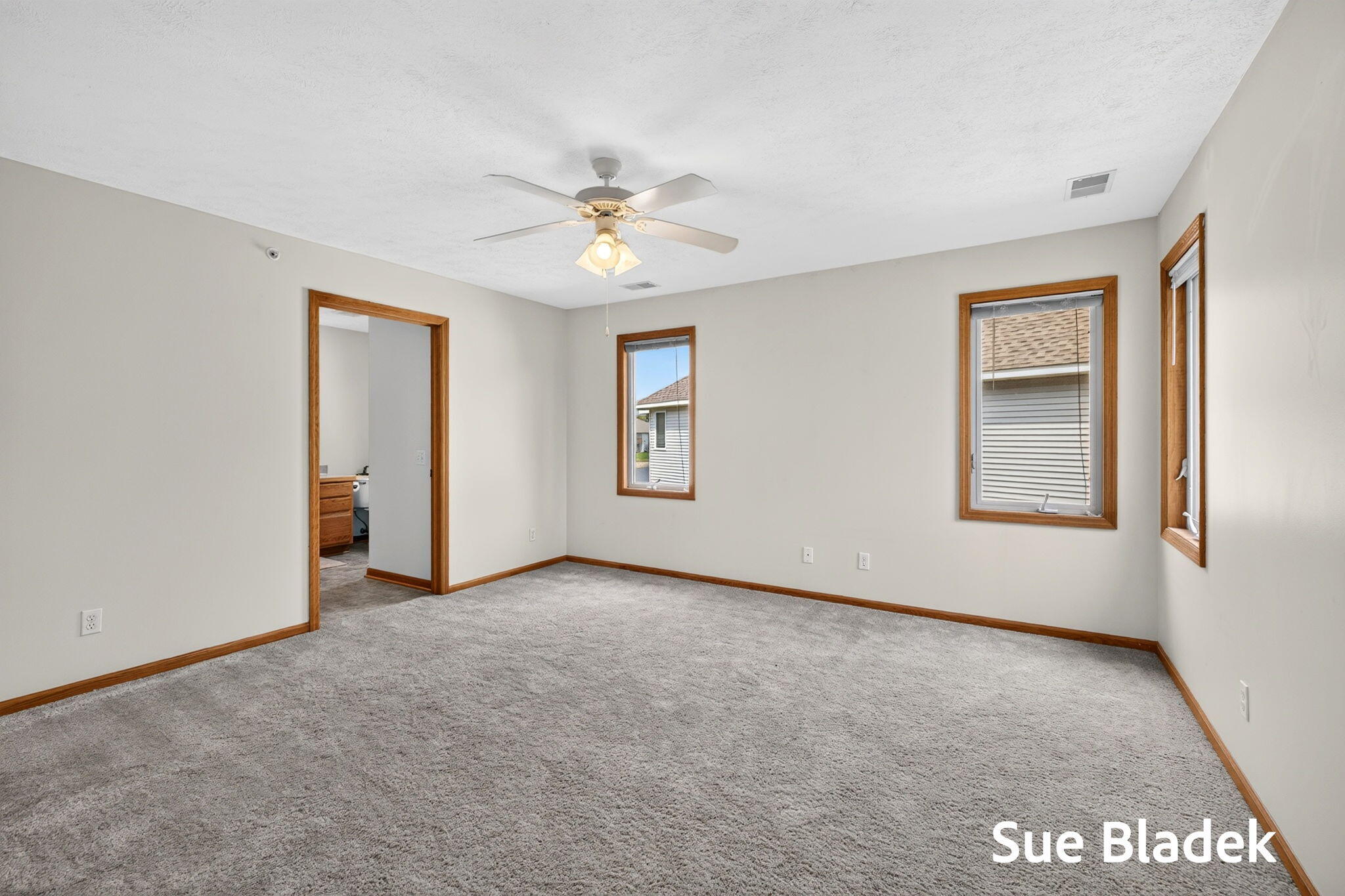 3089 E Crystal Waters Drive Holland MI 49424