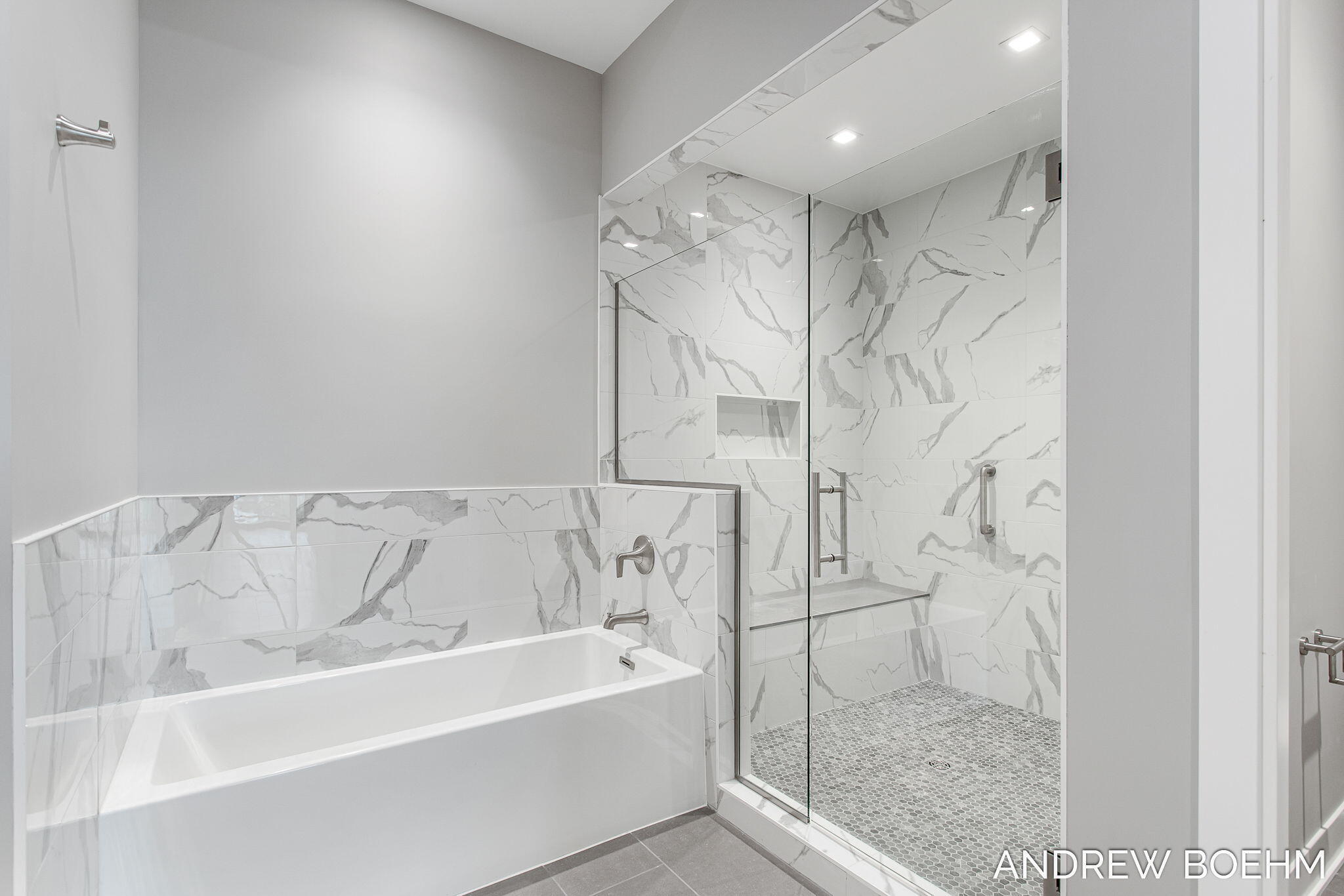 159 S River Avenue Holland MI 49423