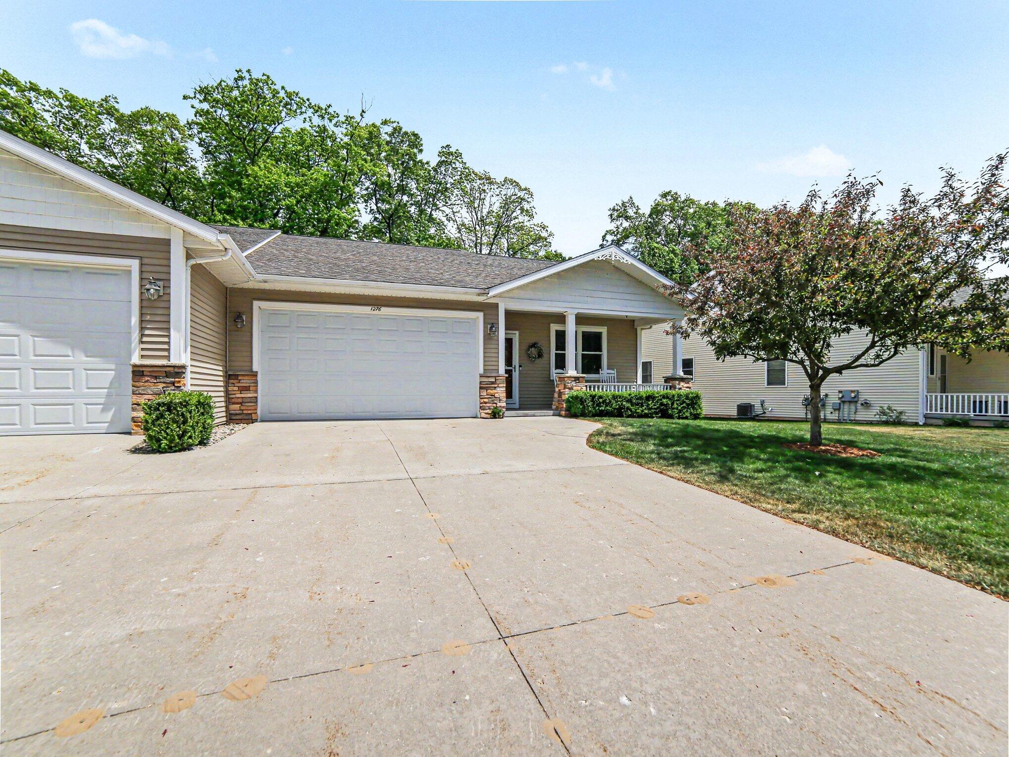 1276 Blue Heron Drive Ludington MI 49431
