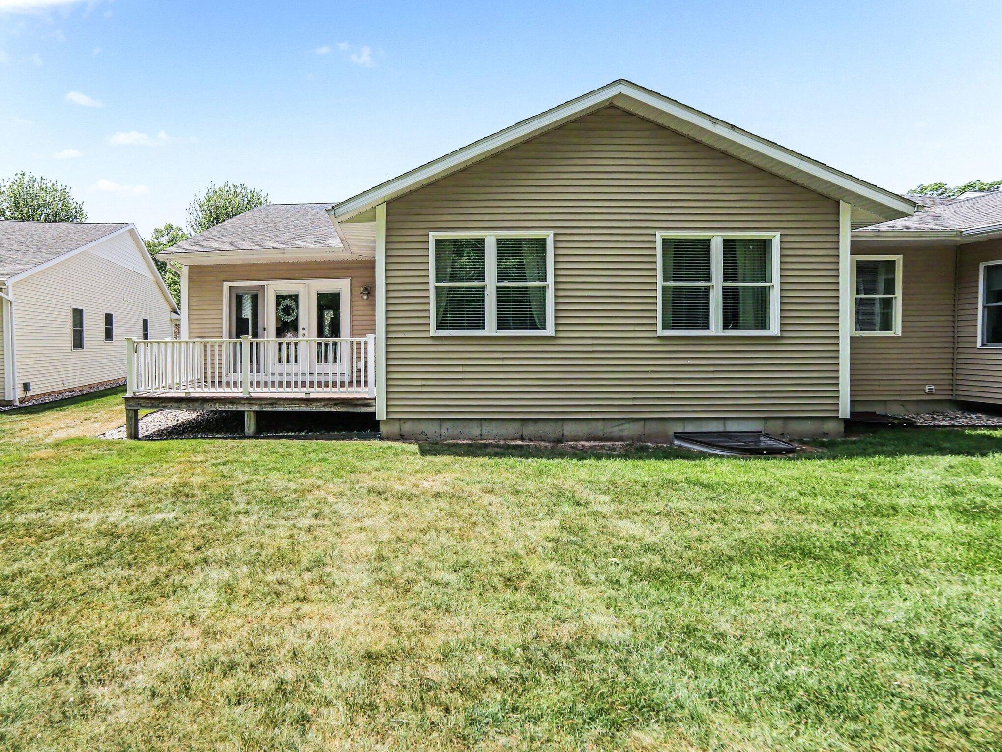 1276 Blue Heron Drive Ludington MI 49431