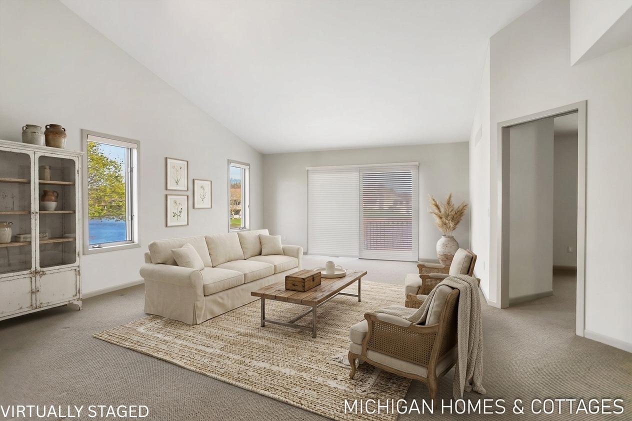 1674 Lakeview Drive Zeeland MI 49464