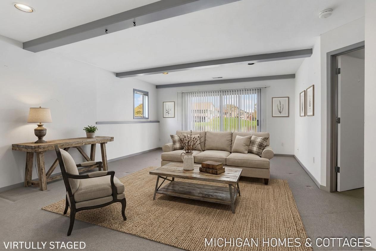 1674 Lakeview Drive Zeeland MI 49464