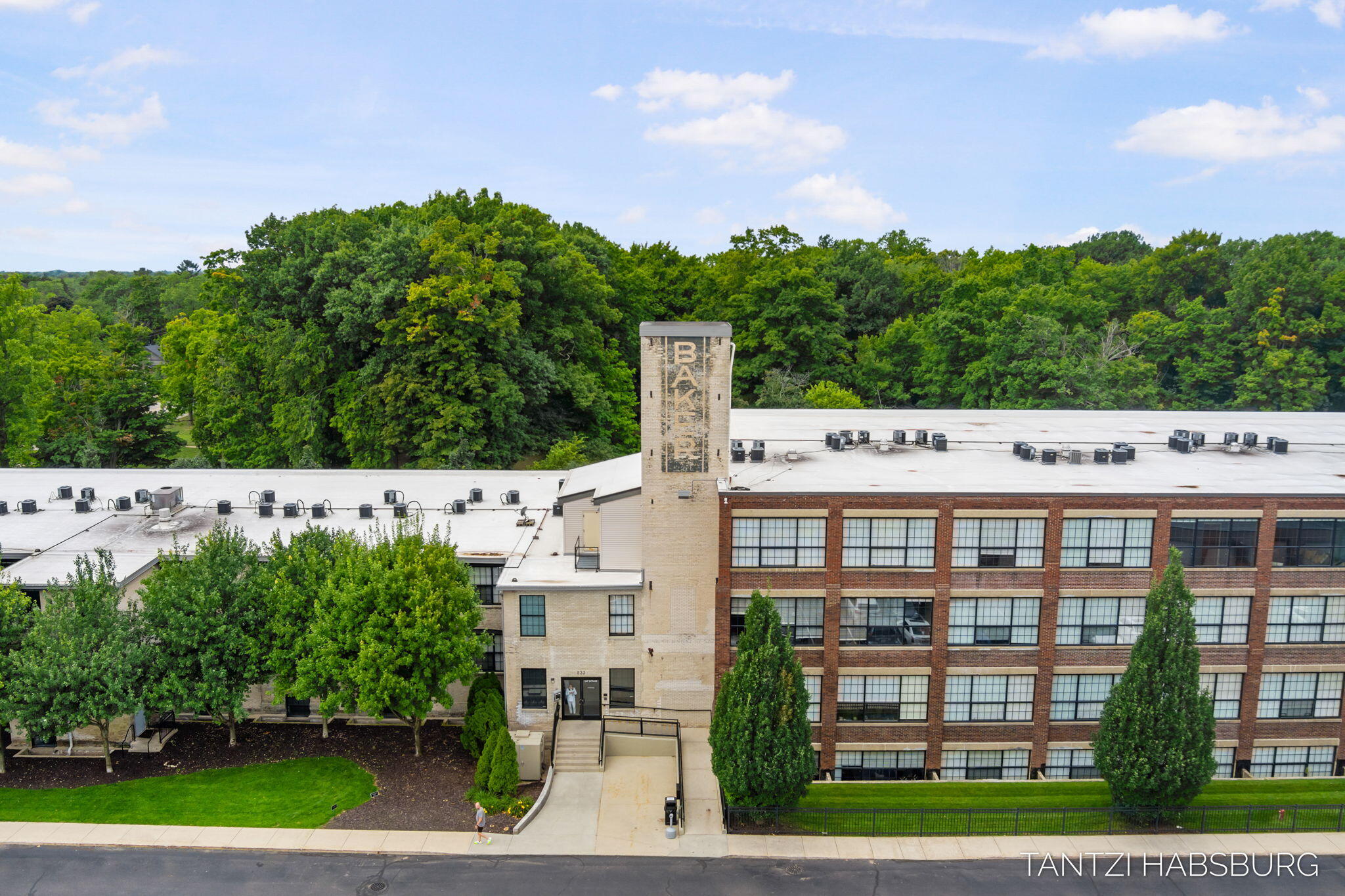 533 Columbia Avenue Holland MI 49423