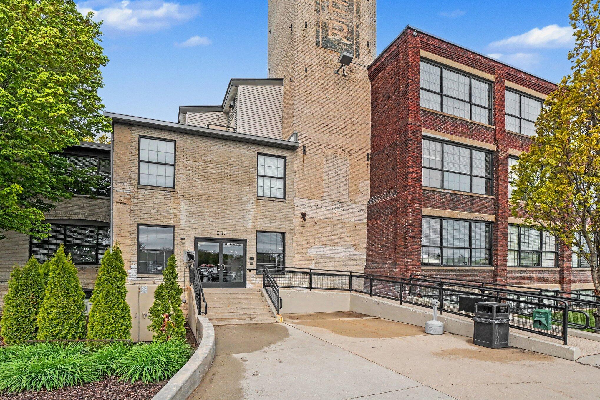 533 Columbia Avenue Holland MI 49423