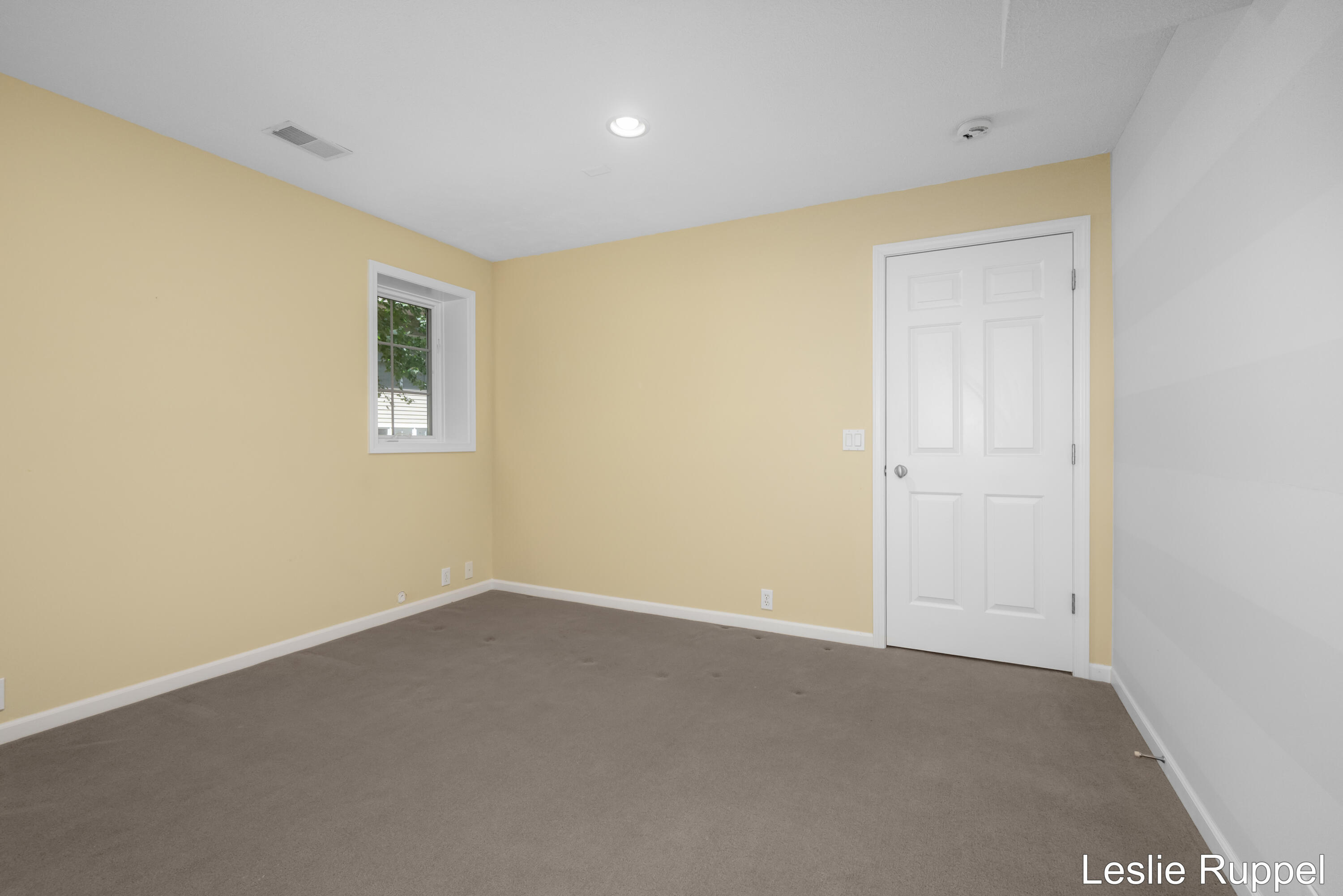 1712 Big Timber Court NE Grand Rapids MI 49505