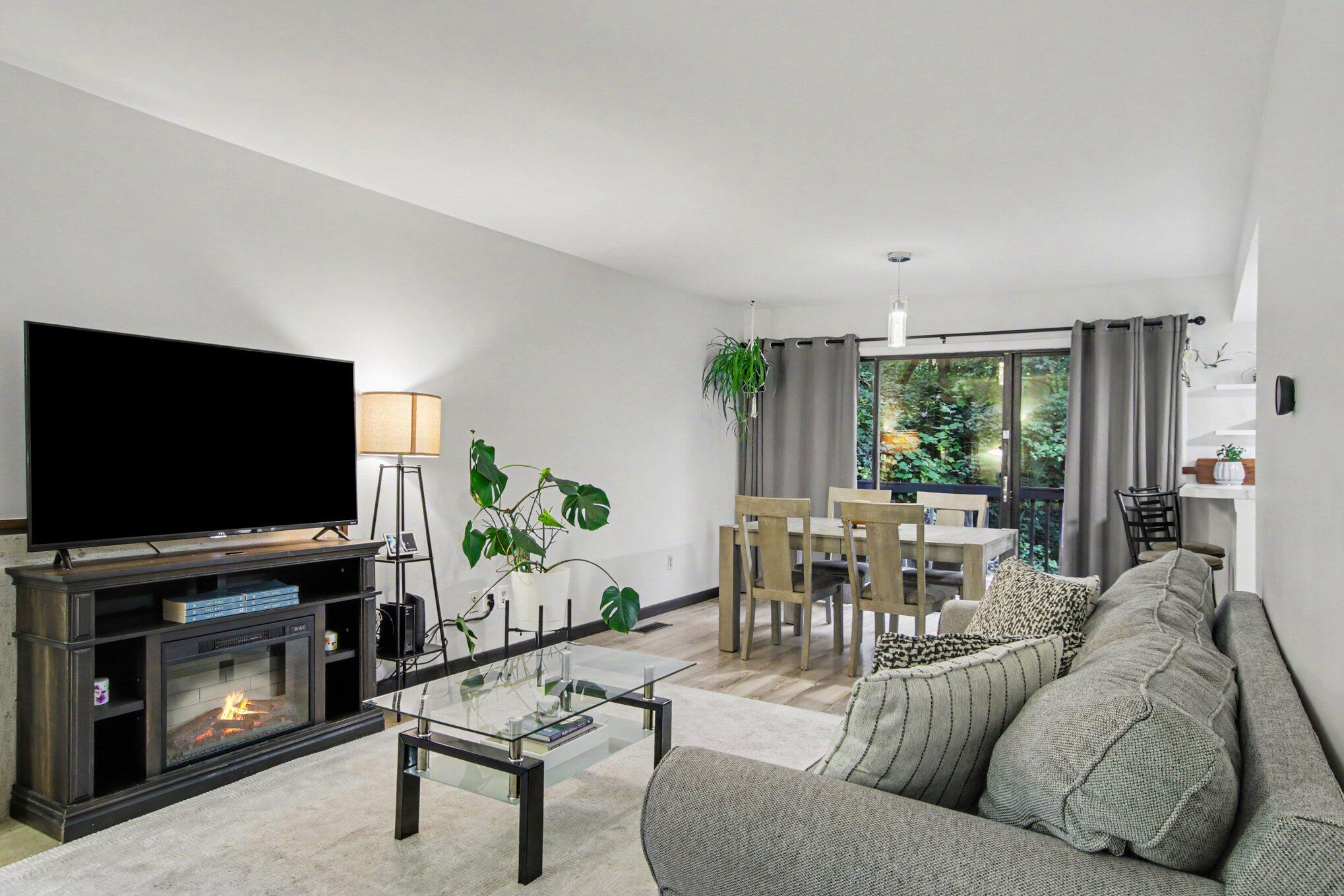 236 Falkirk Court Kalamazoo MI 49006
