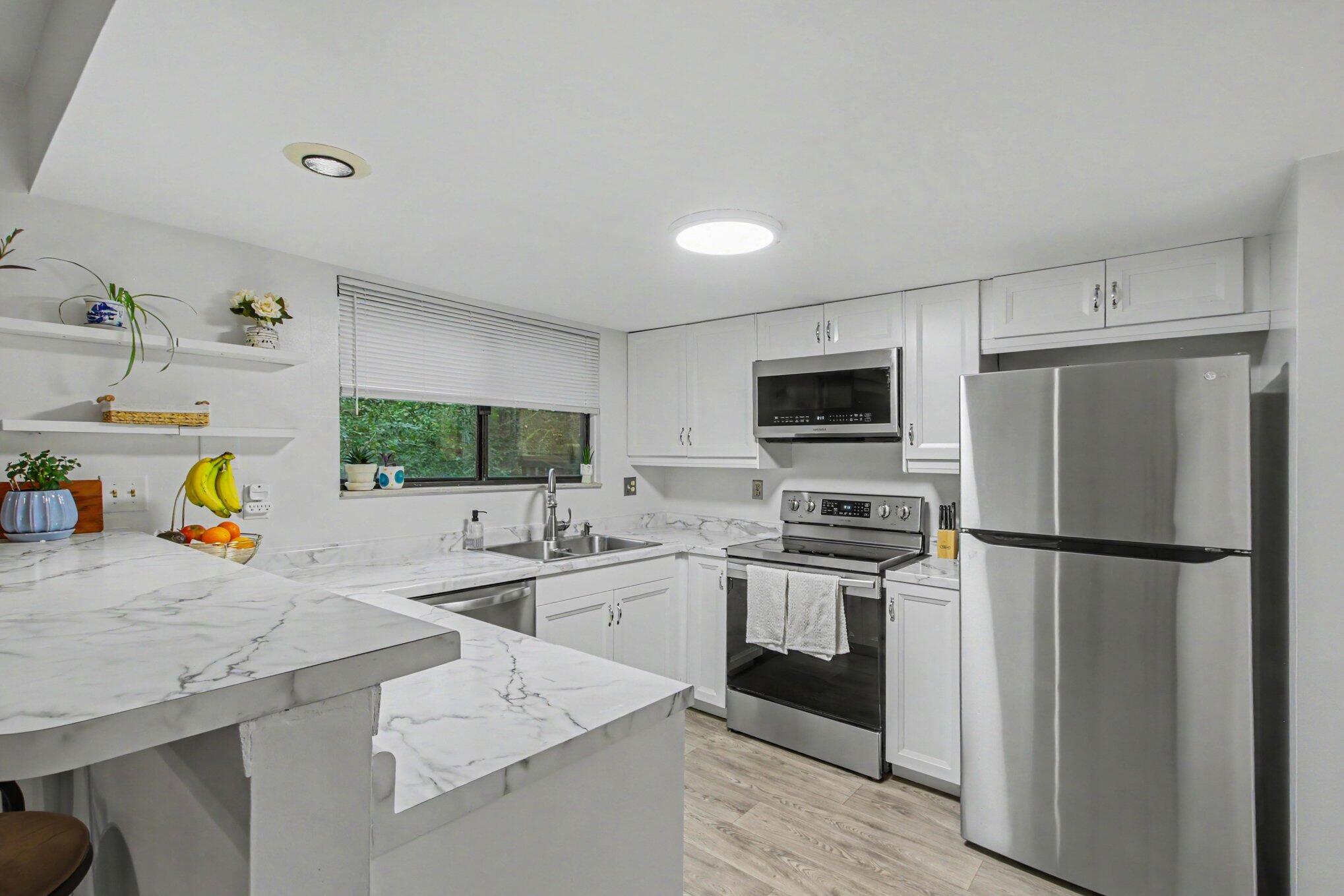 236 Falkirk Court Kalamazoo MI 49006