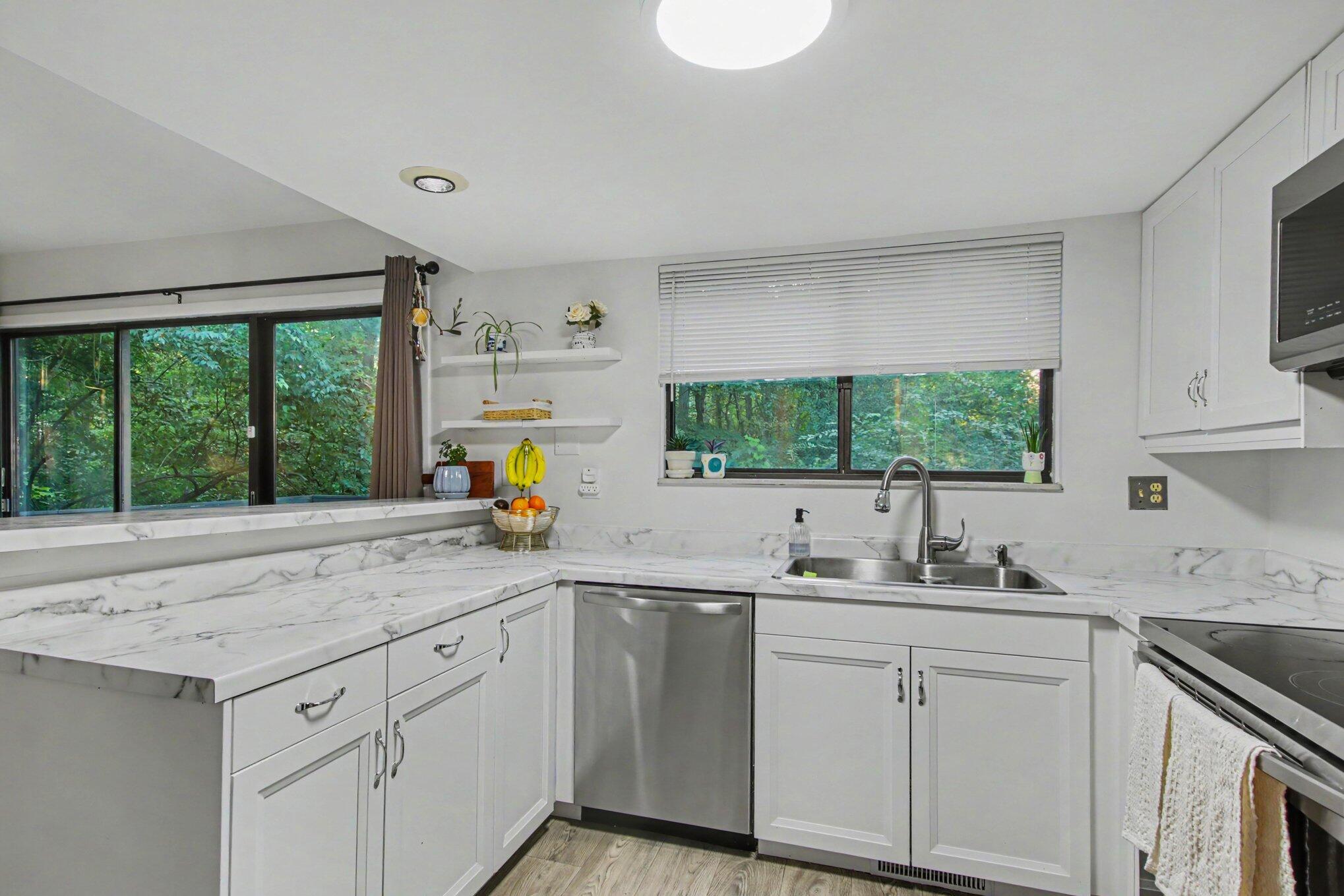 236 Falkirk Court Kalamazoo MI 49006