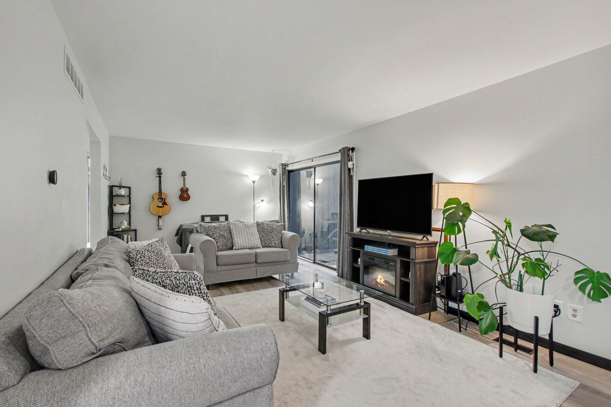 236 Falkirk Court Kalamazoo MI 49006