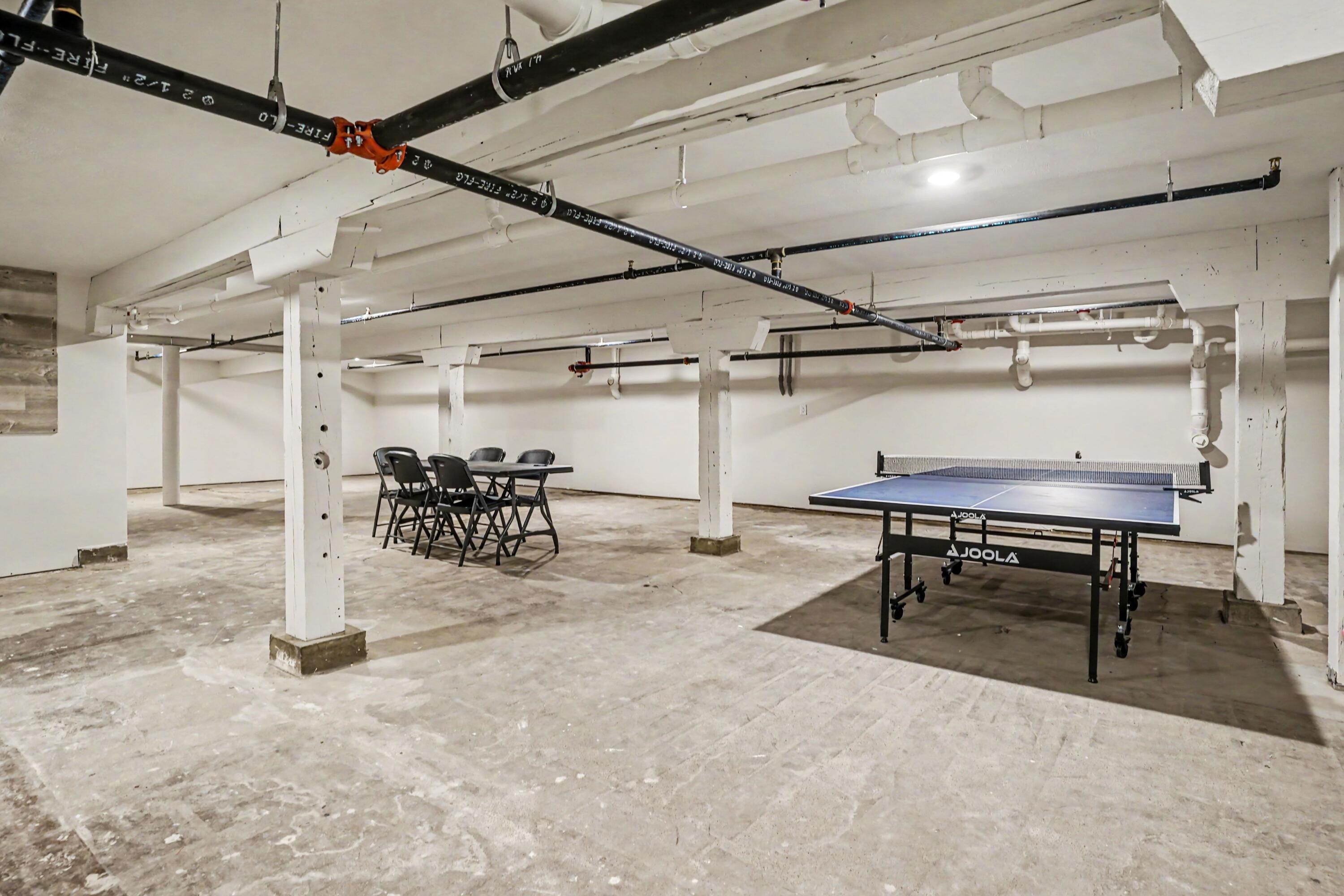 110 Central Avenue Holland MI 49423