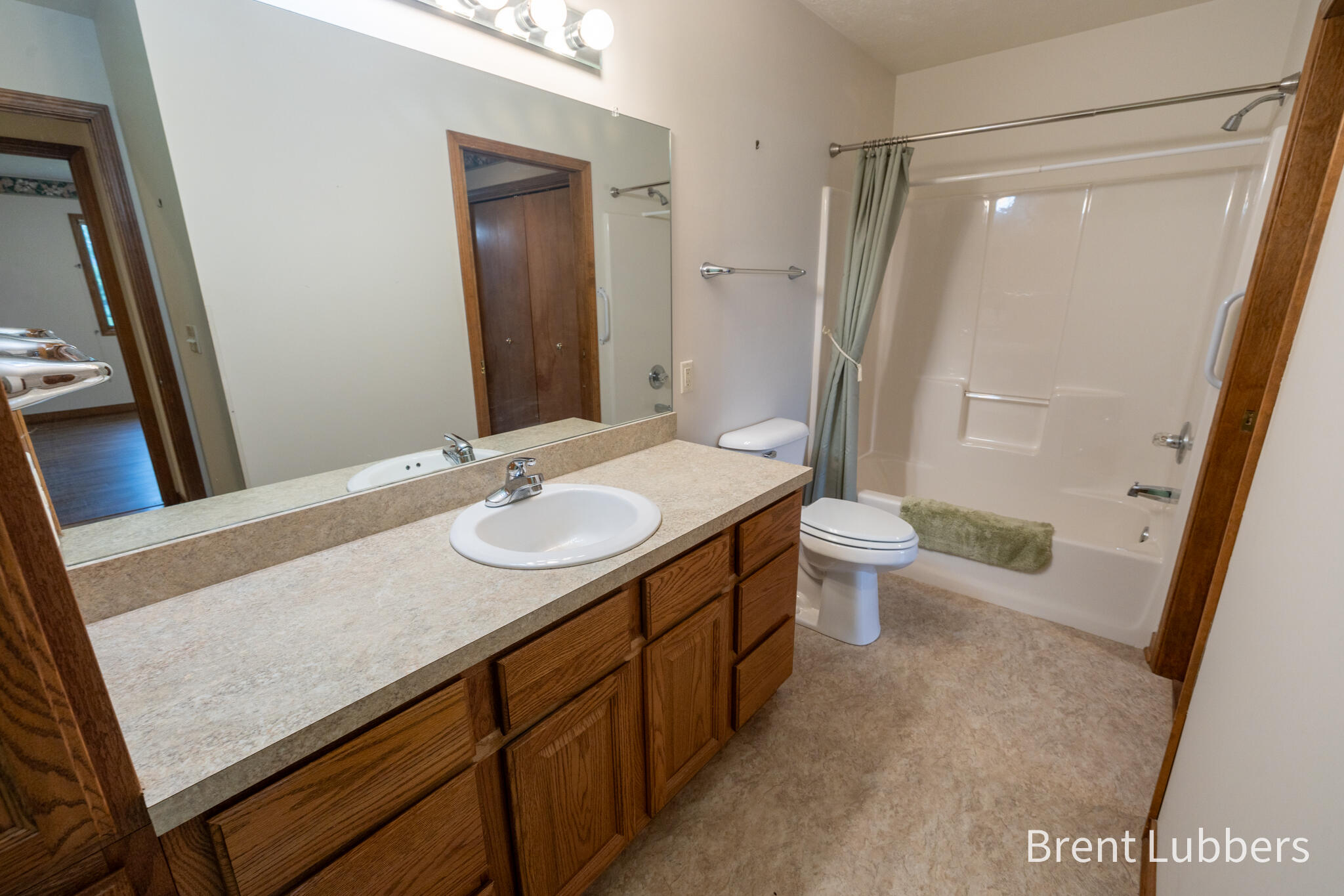 10283 Castlecourt Zeeland MI 49464