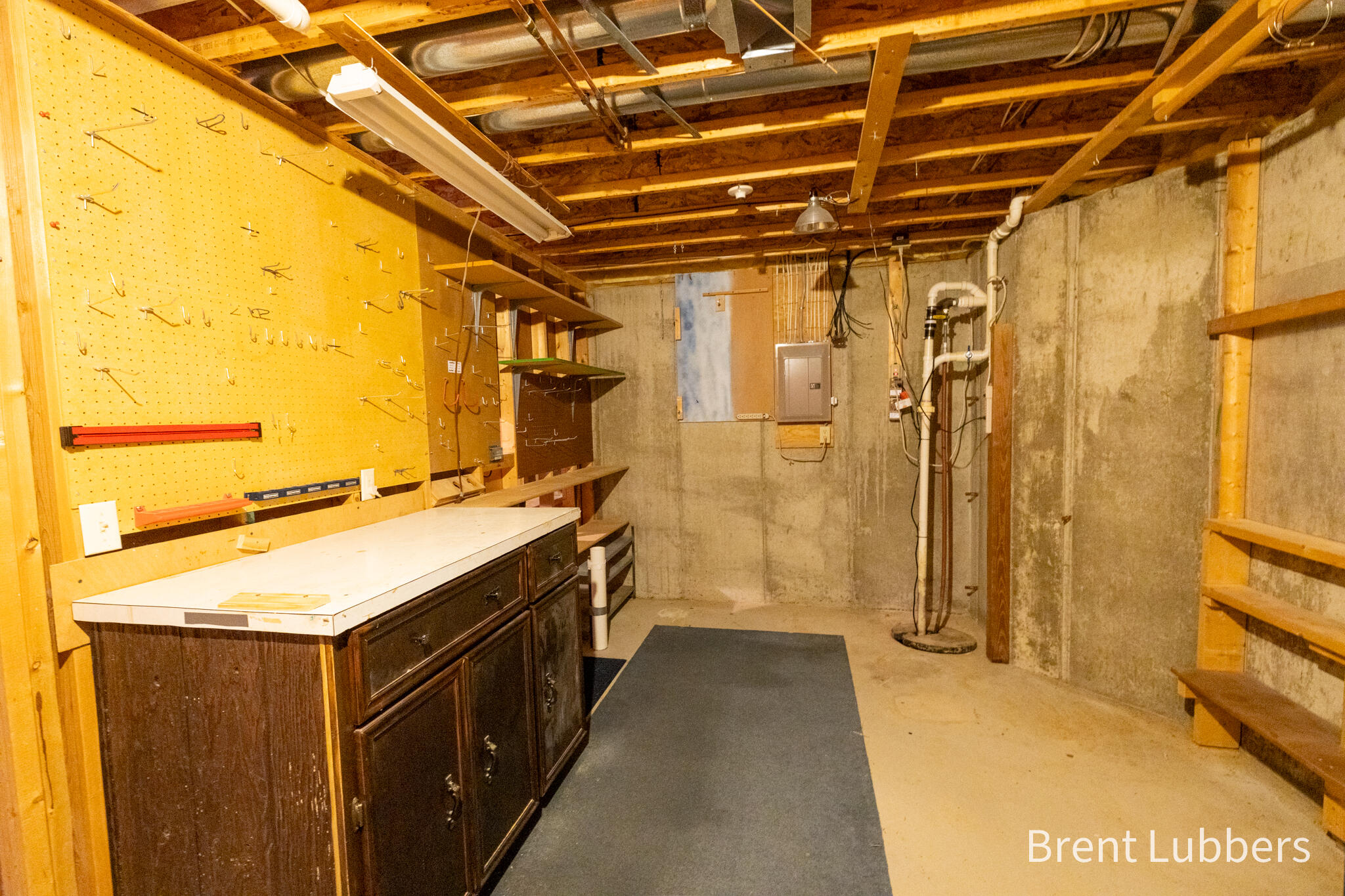 10283 Castlecourt Zeeland MI 49464