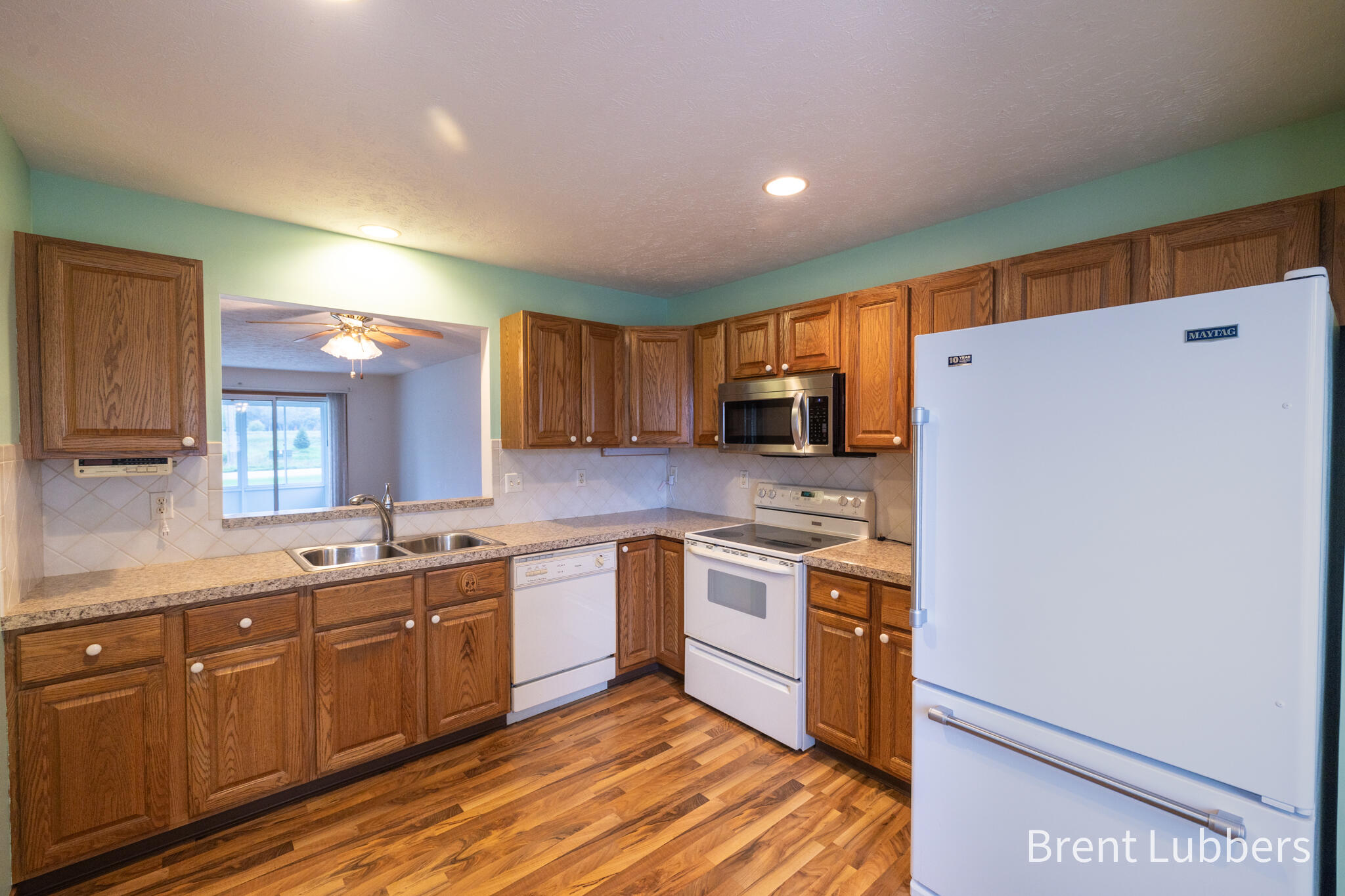 10283 Castlecourt Zeeland MI 49464