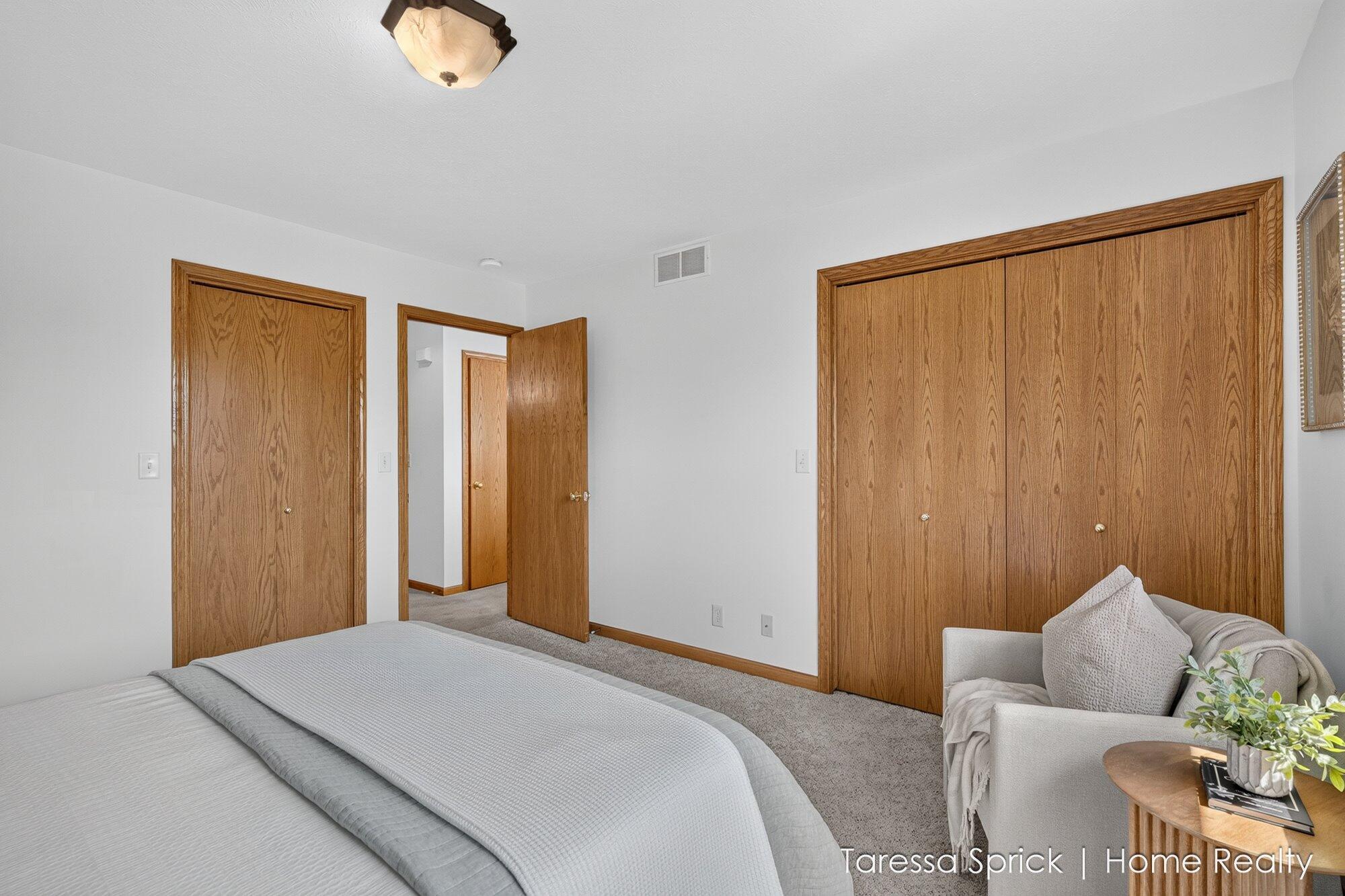 1533 Castlemaine Drive Zeeland MI 49464