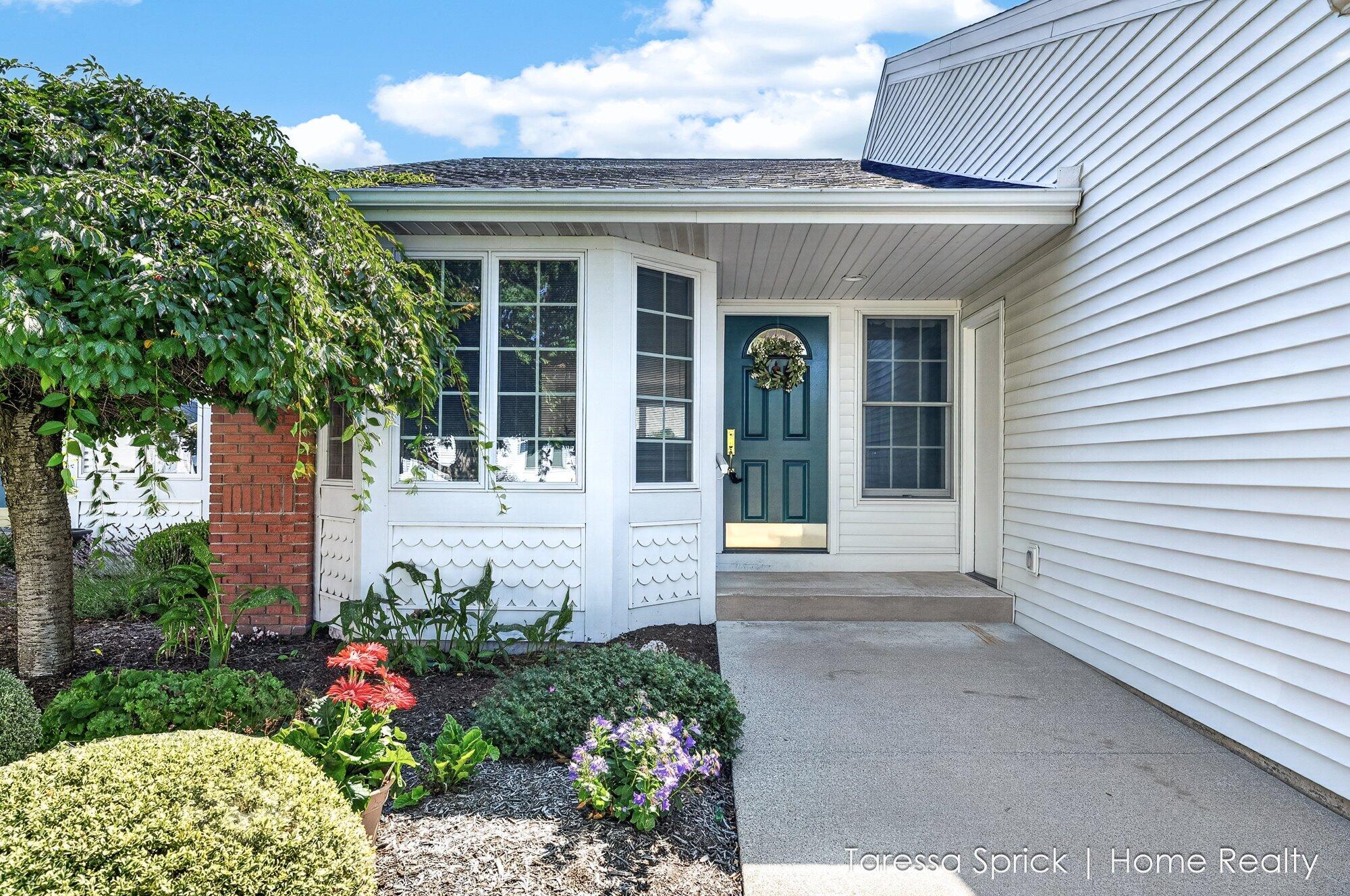 1533 Castlemaine Drive Zeeland MI 49464