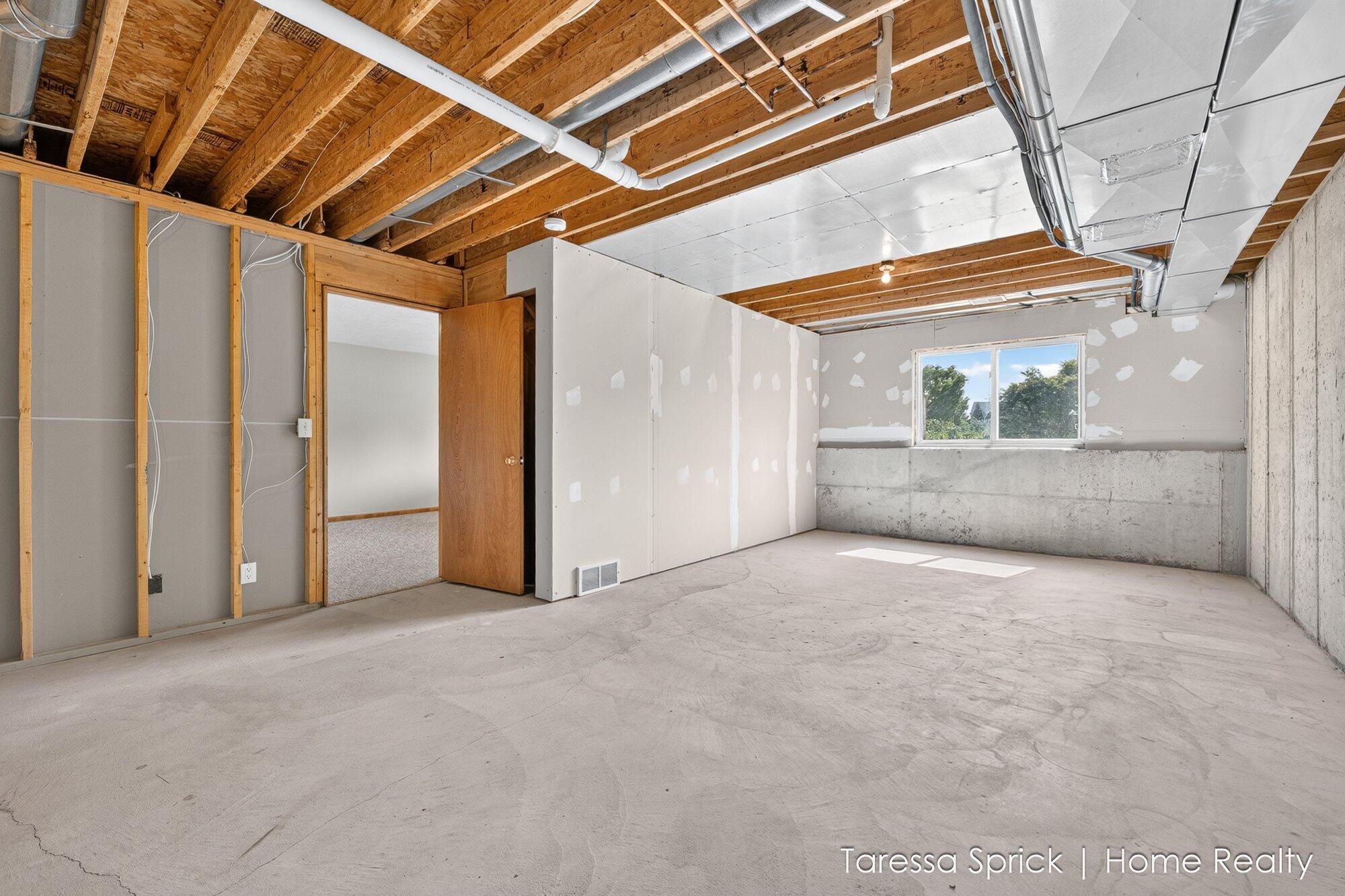 1533 Castlemaine Drive Zeeland MI 49464