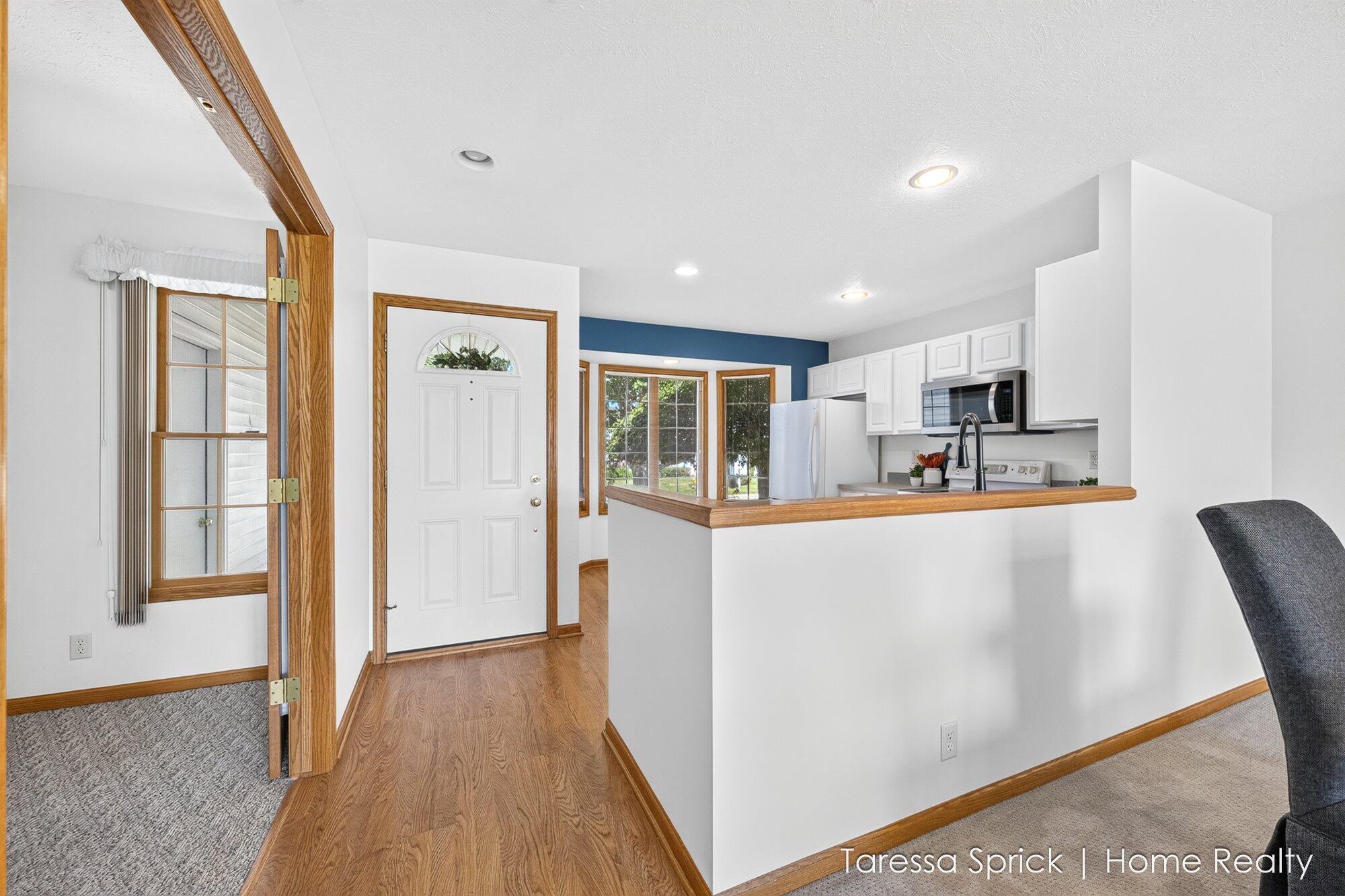 1533 Castlemaine Drive Zeeland MI 49464