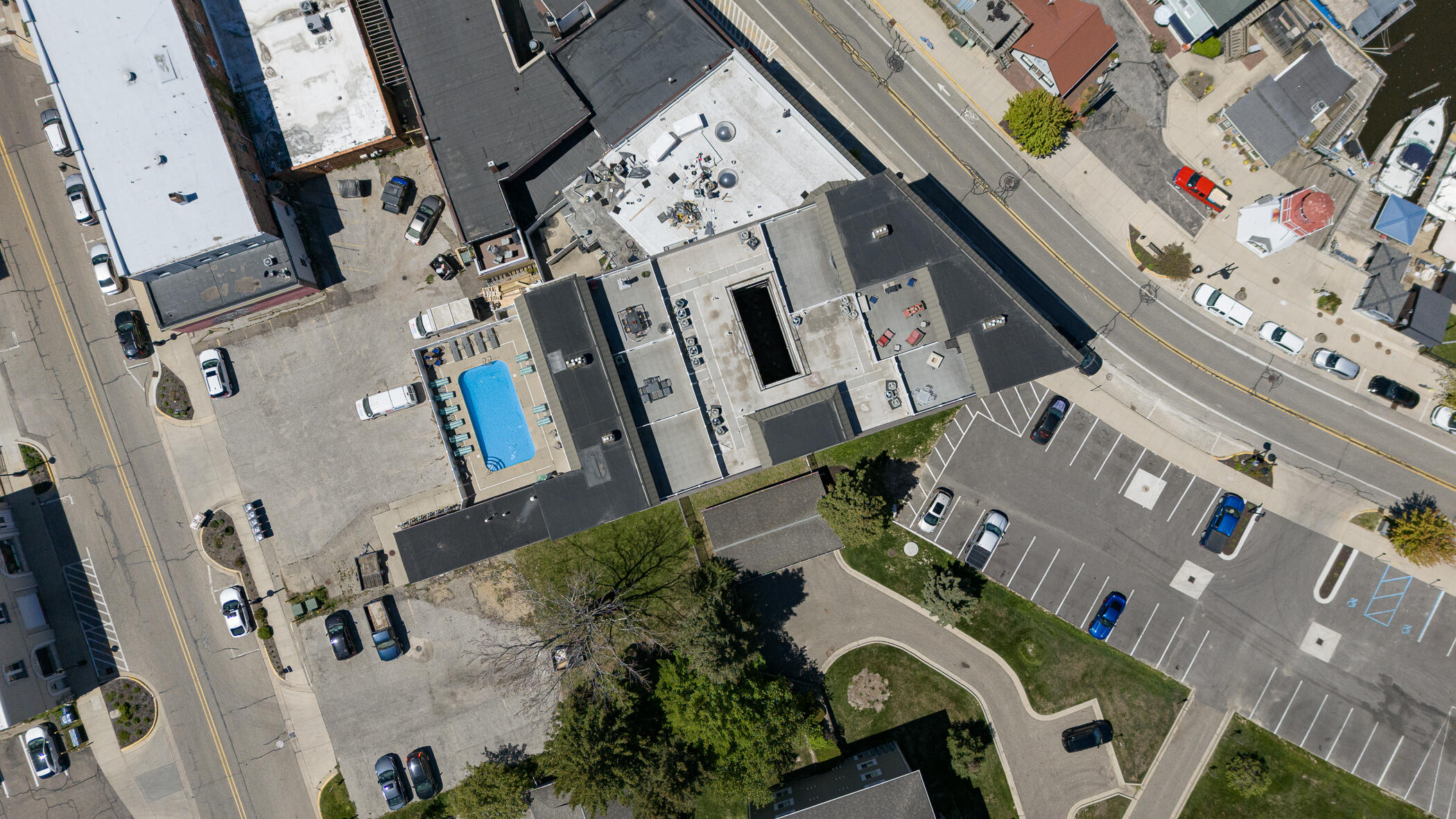 516 Williams Street South Haven MI 49090