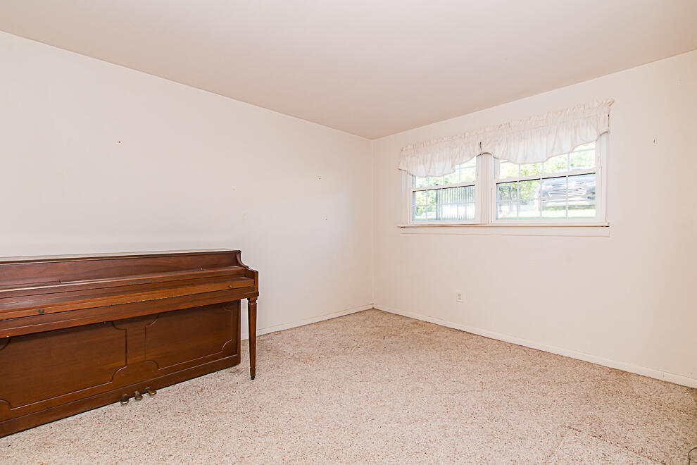 714 Garland Circle Kalamazoo MI 49008