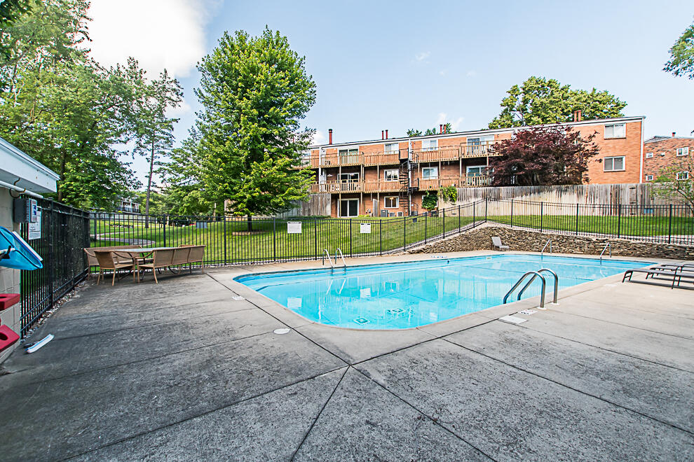 714 Garland Circle Kalamazoo MI 49008