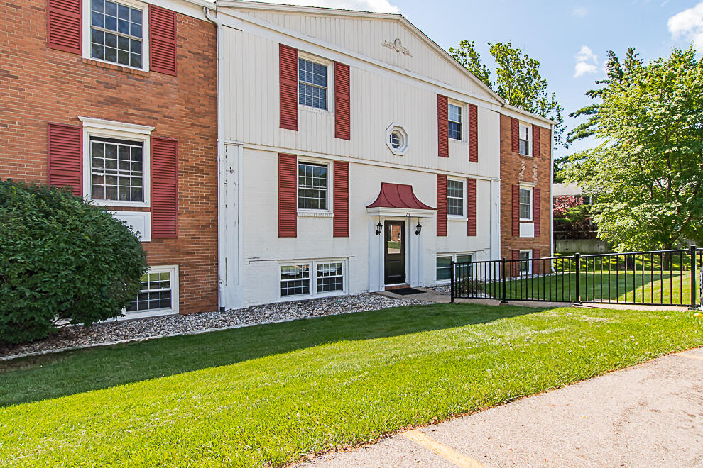 714 Garland Circle Kalamazoo MI 49008