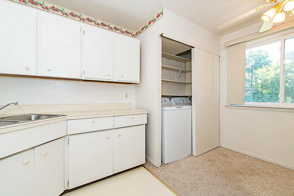 714 Garland Circle Kalamazoo MI 49008