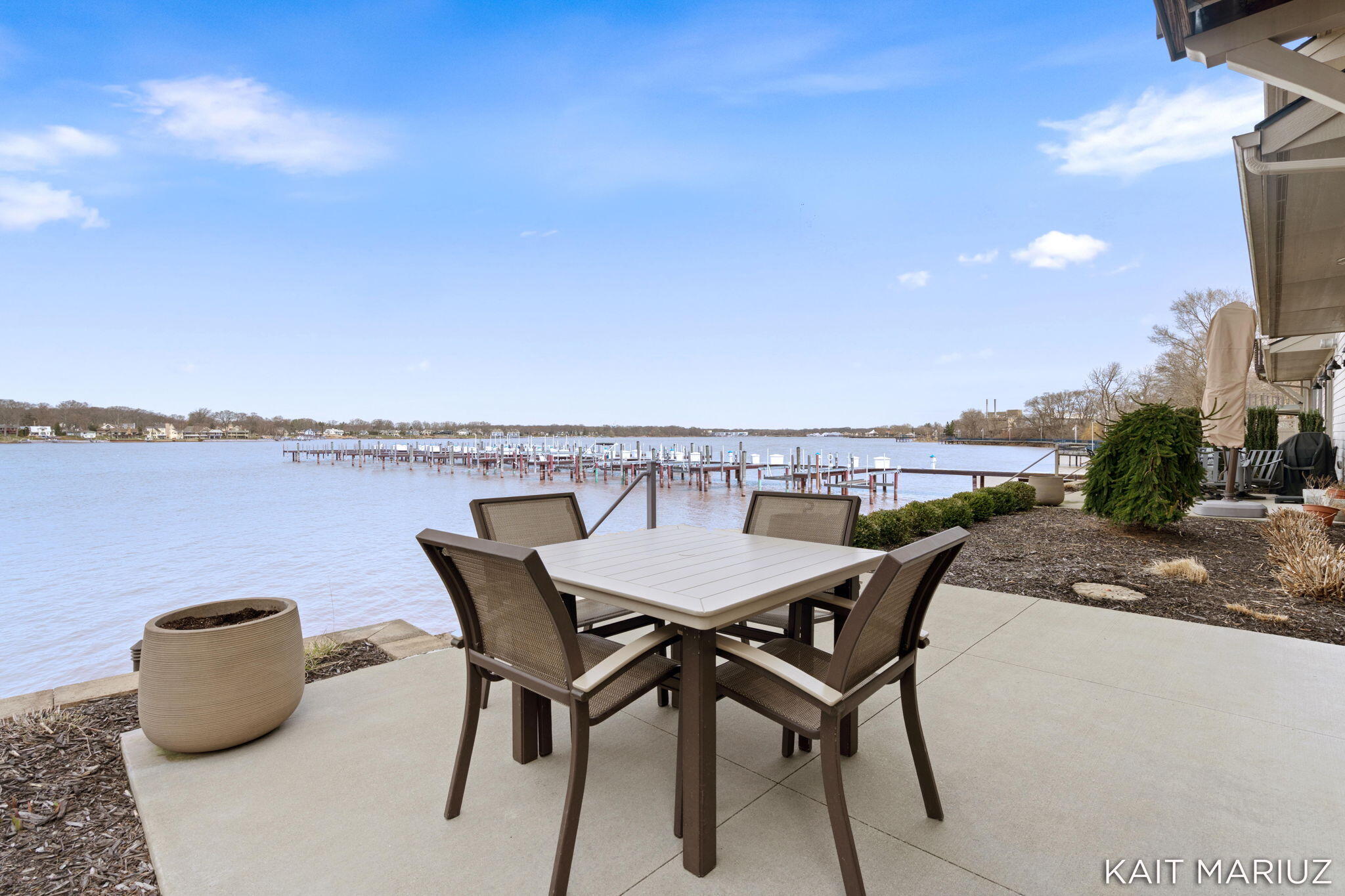 543 Macatawa Avenue Holland MI 49423