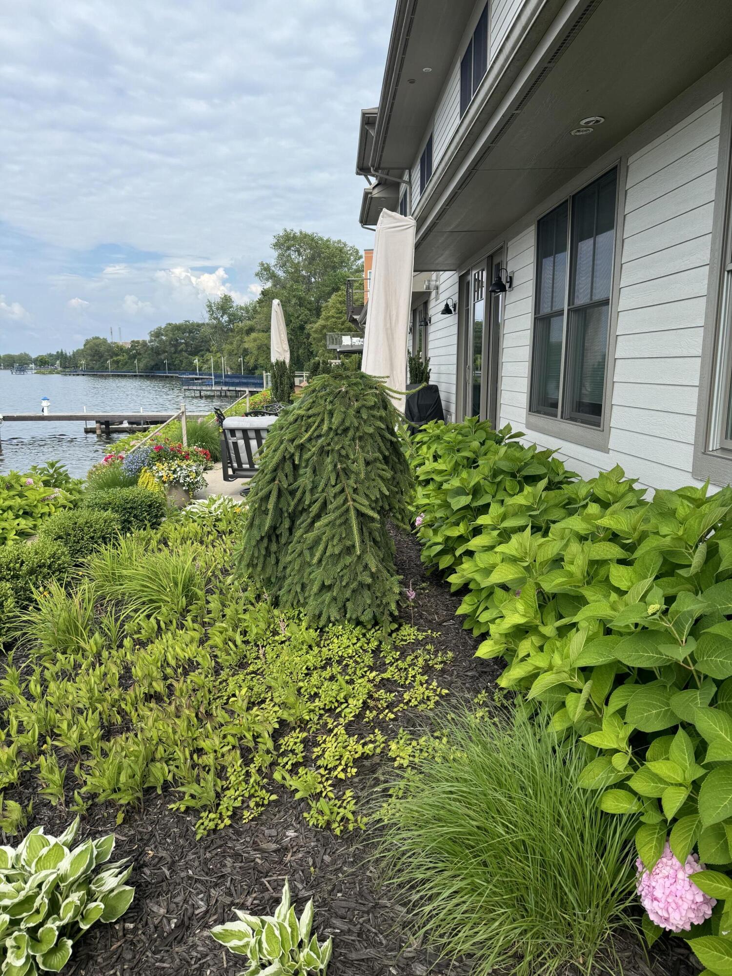 543 Macatawa Avenue Holland MI 49423