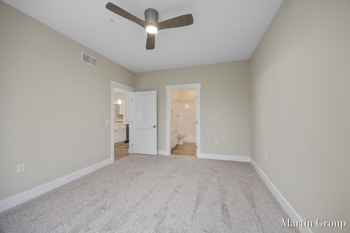 2247 Watertown Way NE Grand Rapids MI 49505