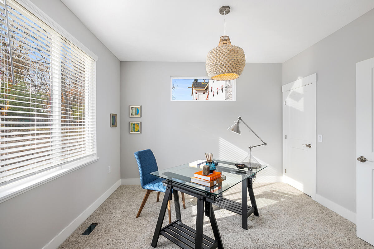 2247 Watertown Way NE Grand Rapids MI 49505