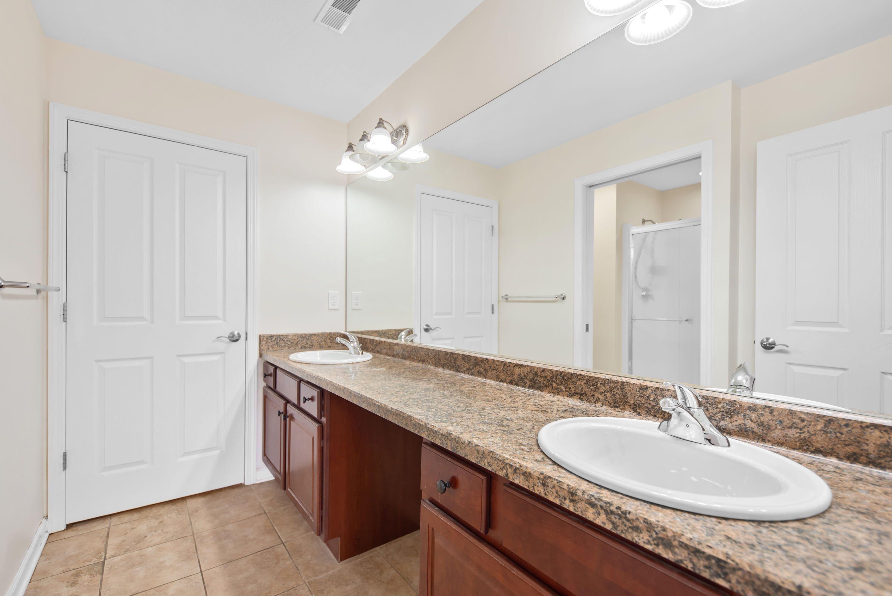 2853 Villa Lane Benton Harbor MI 49022