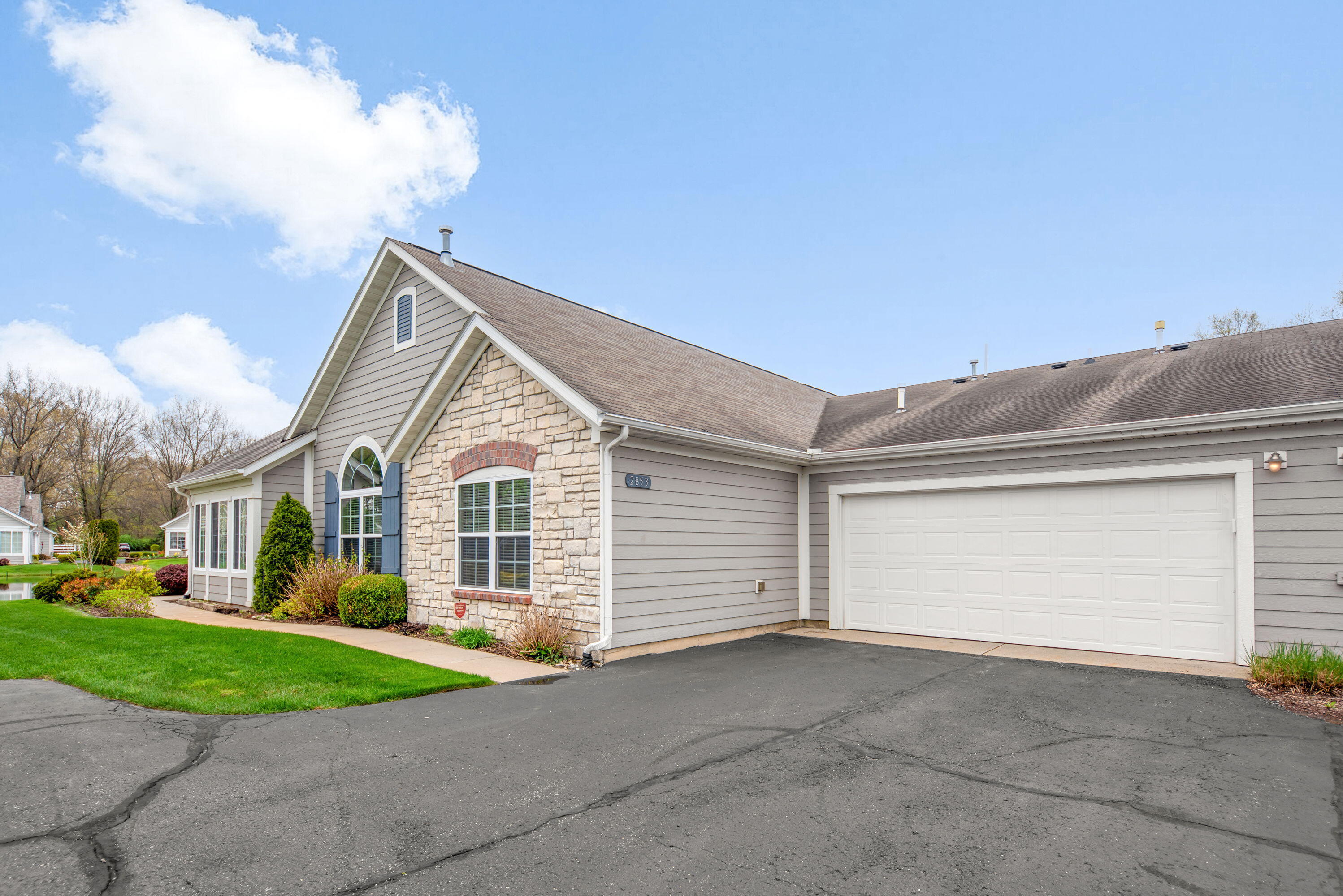 2853 Villa Lane Benton Harbor MI 49022