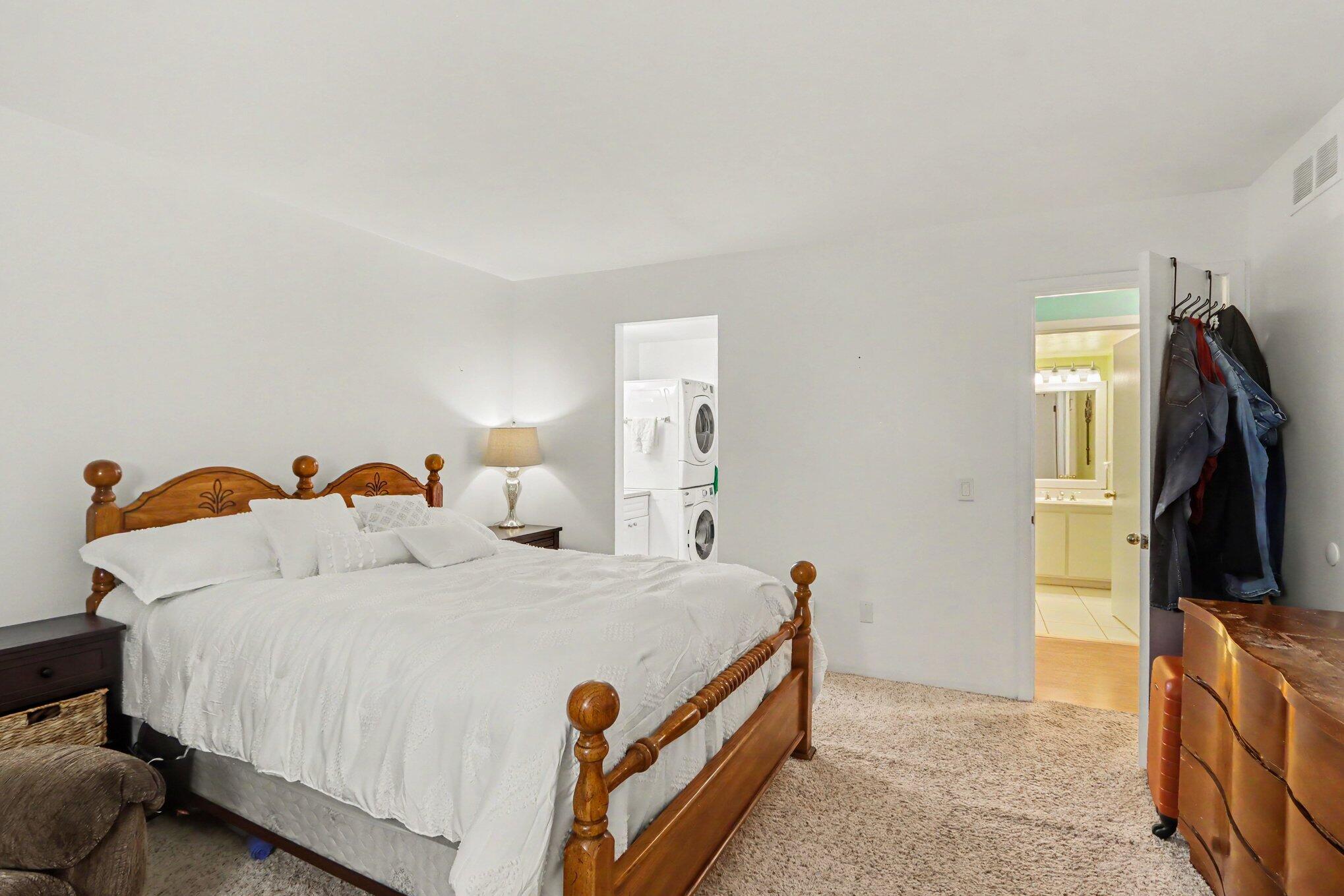 231 Durness Court Kalamazoo MI 49006