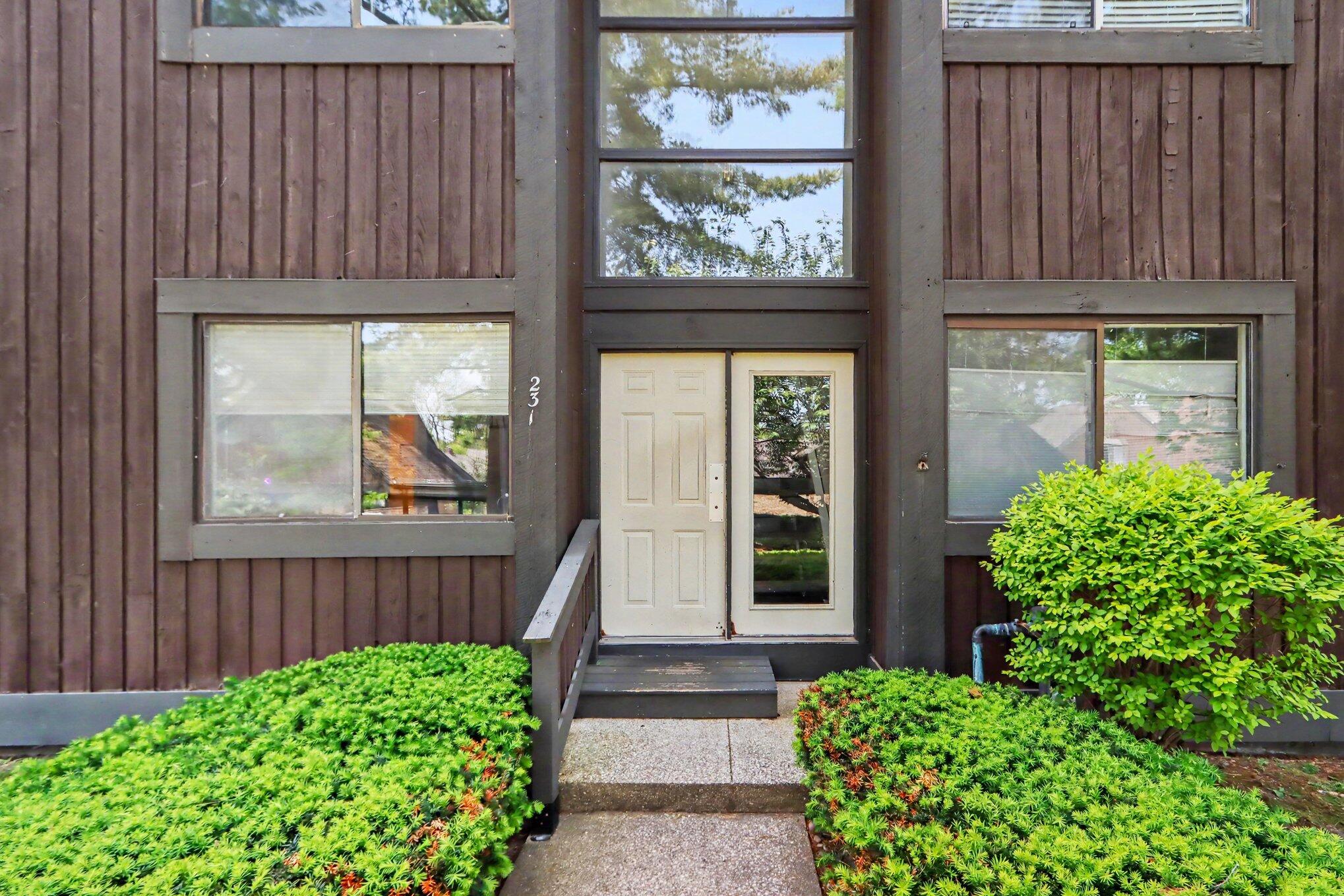 231 Durness Court Kalamazoo MI 49006
