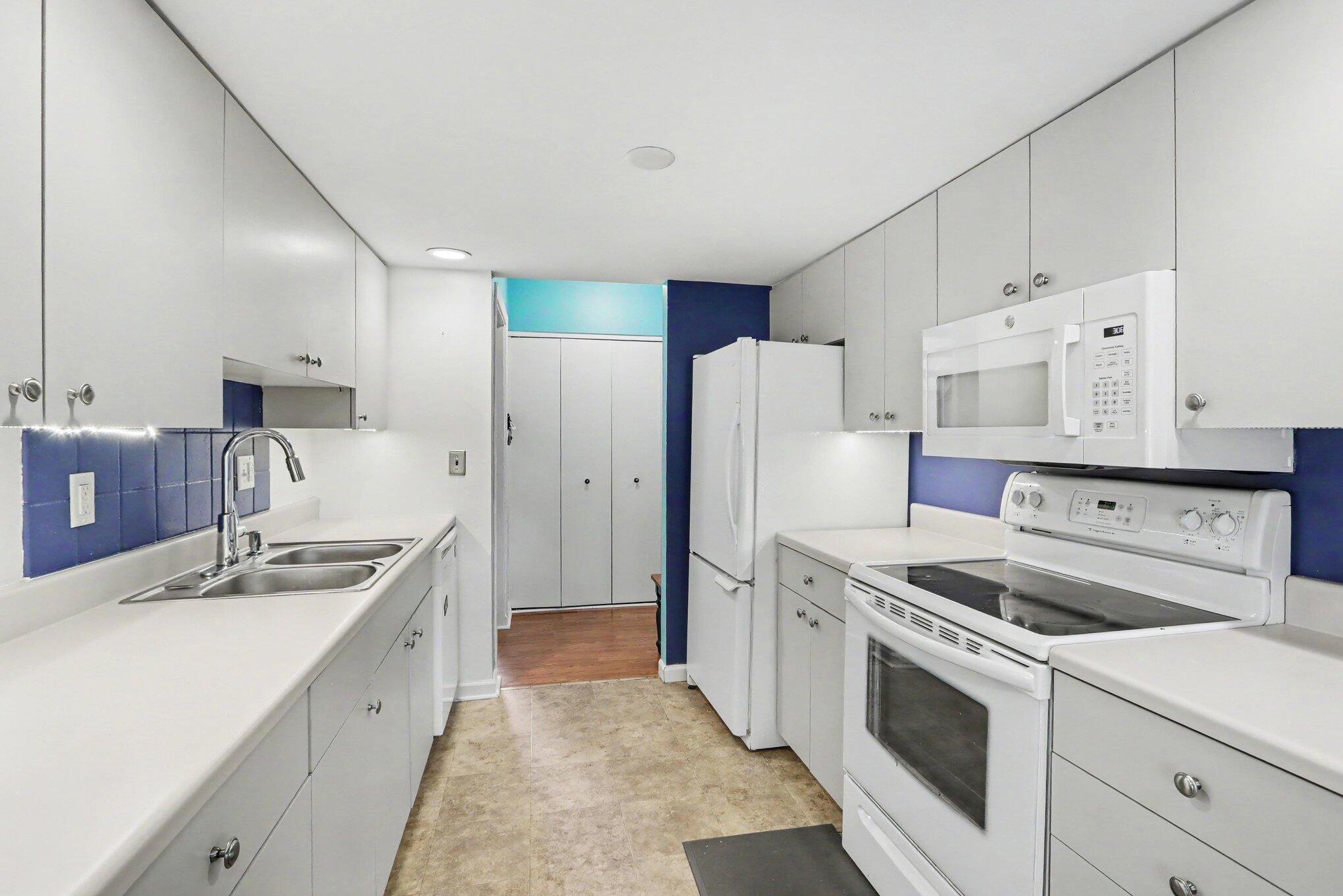 231 Durness Court Kalamazoo MI 49006