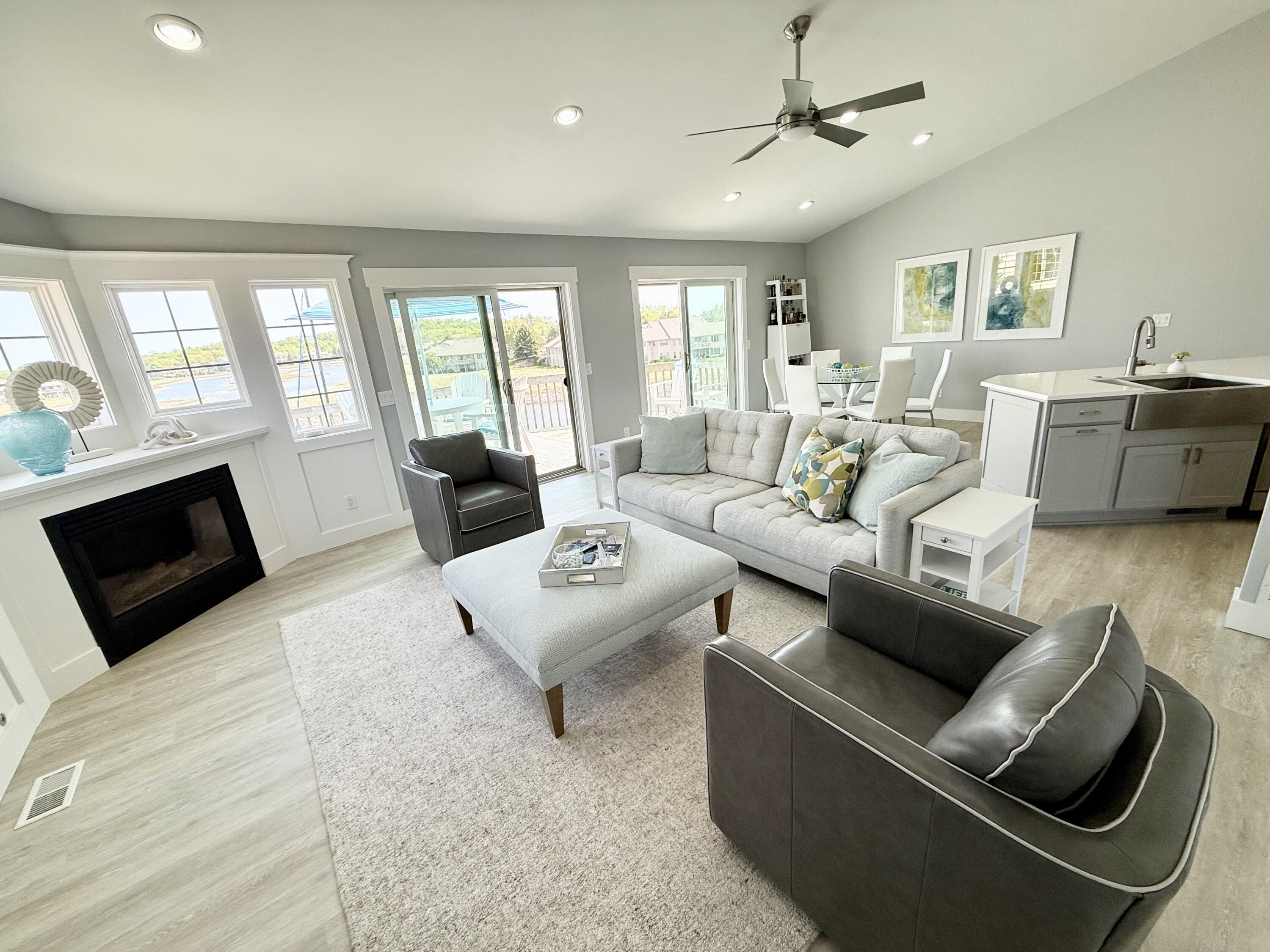 3633 Marina View Point Muskegon MI 49441