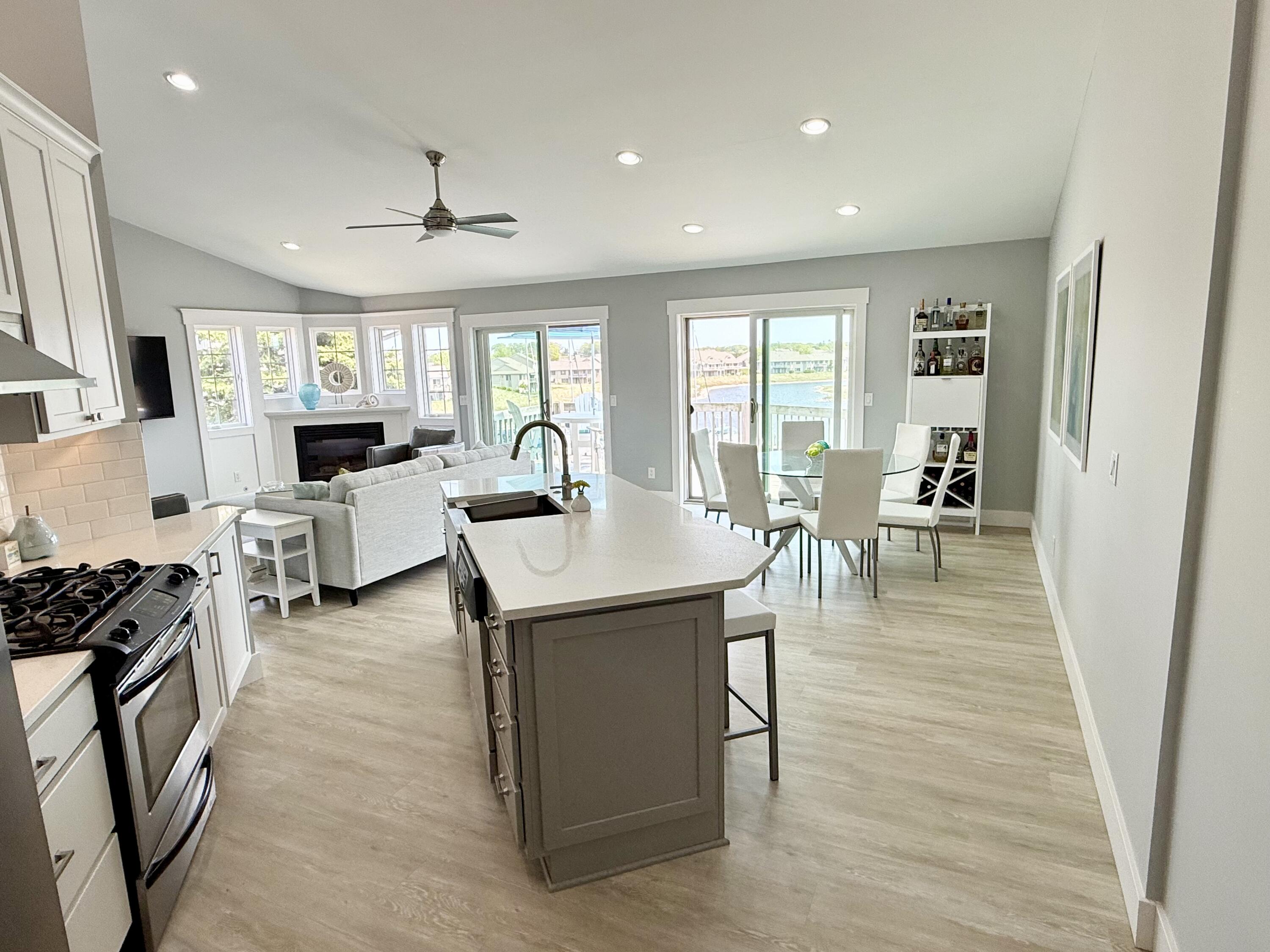 3633 Marina View Point Muskegon MI 49441