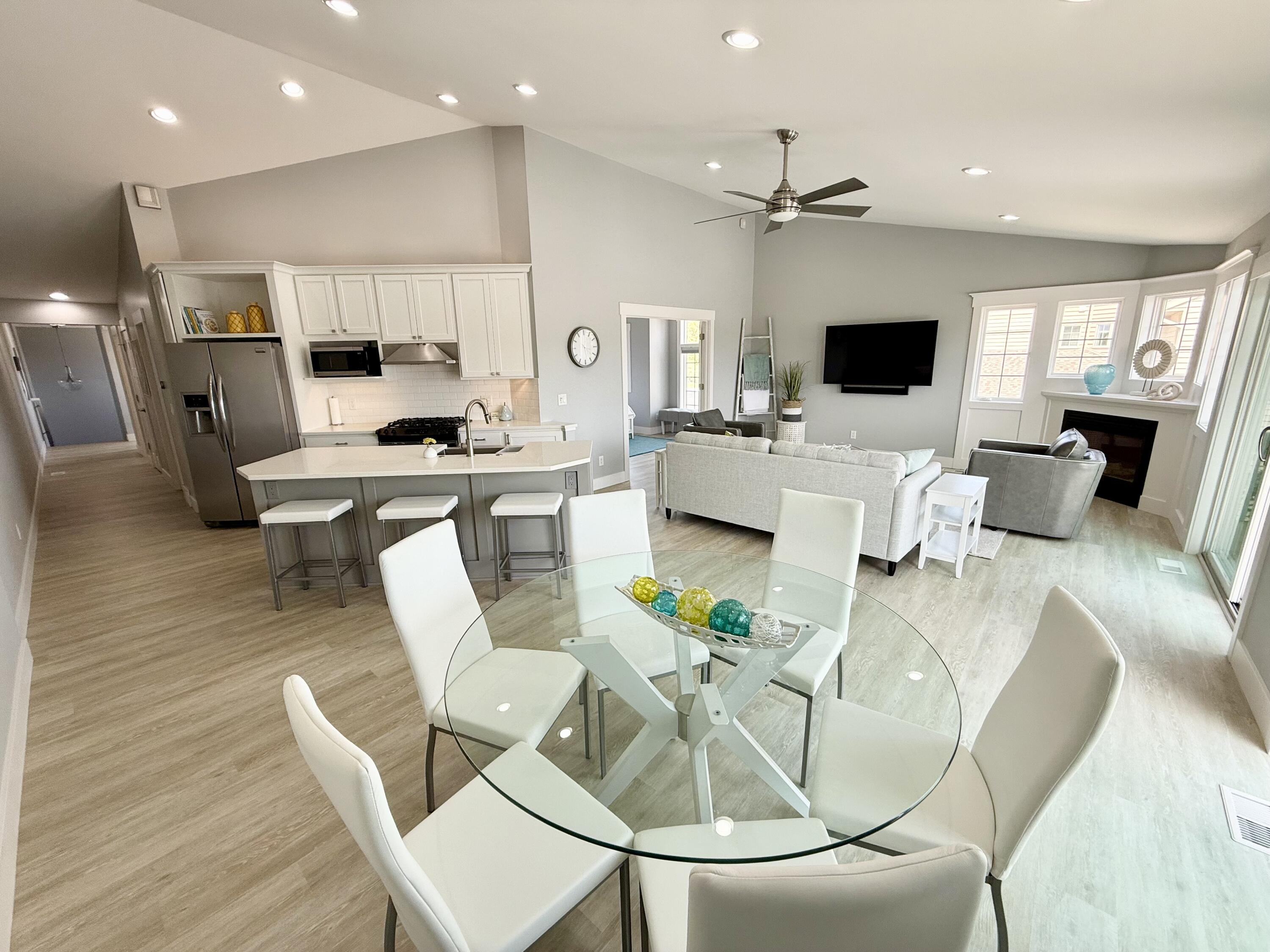 3633 Marina View Point Muskegon MI 49441