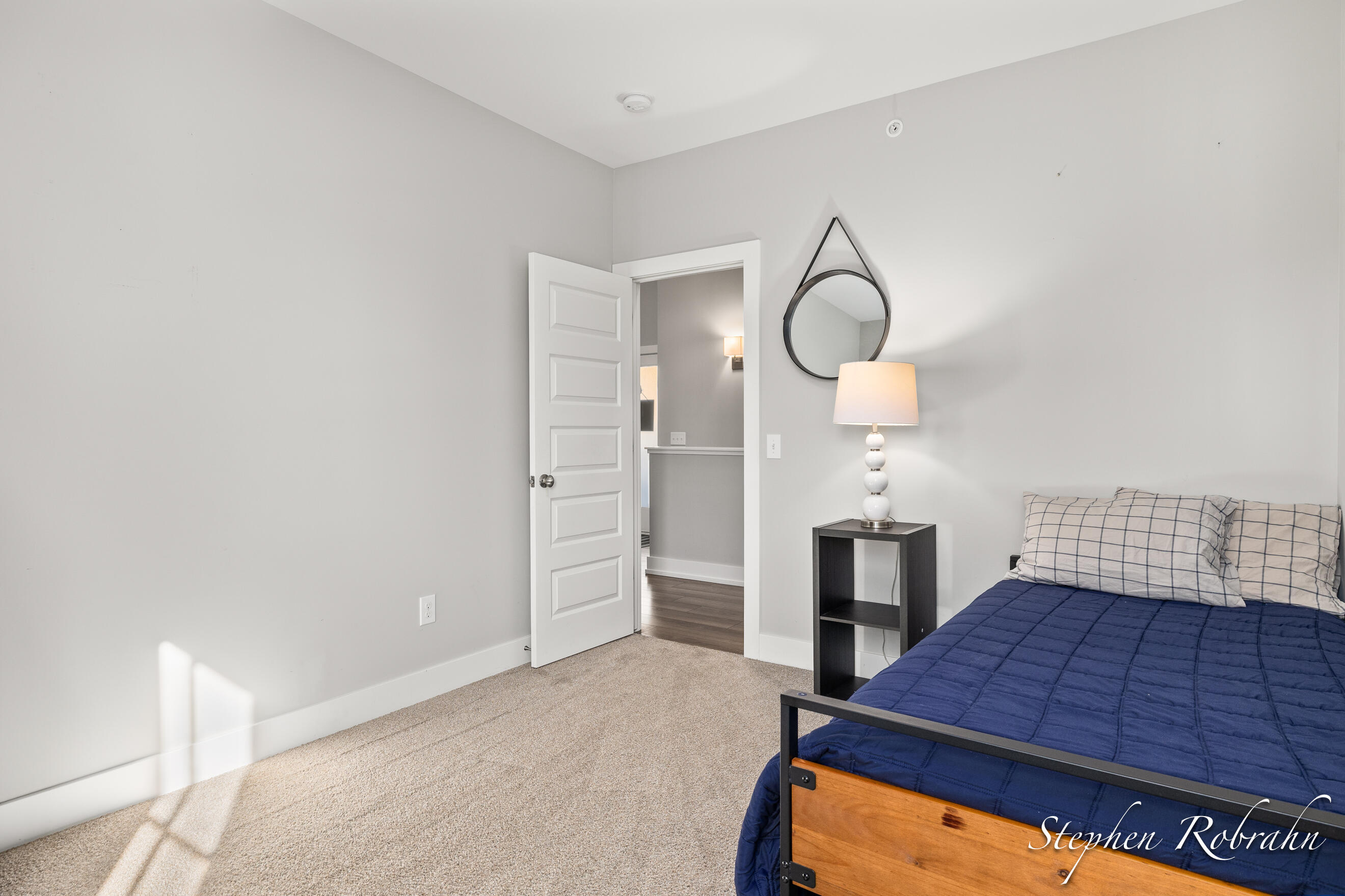 2005 Celadon Drive NE Grand Rapids MI 49525