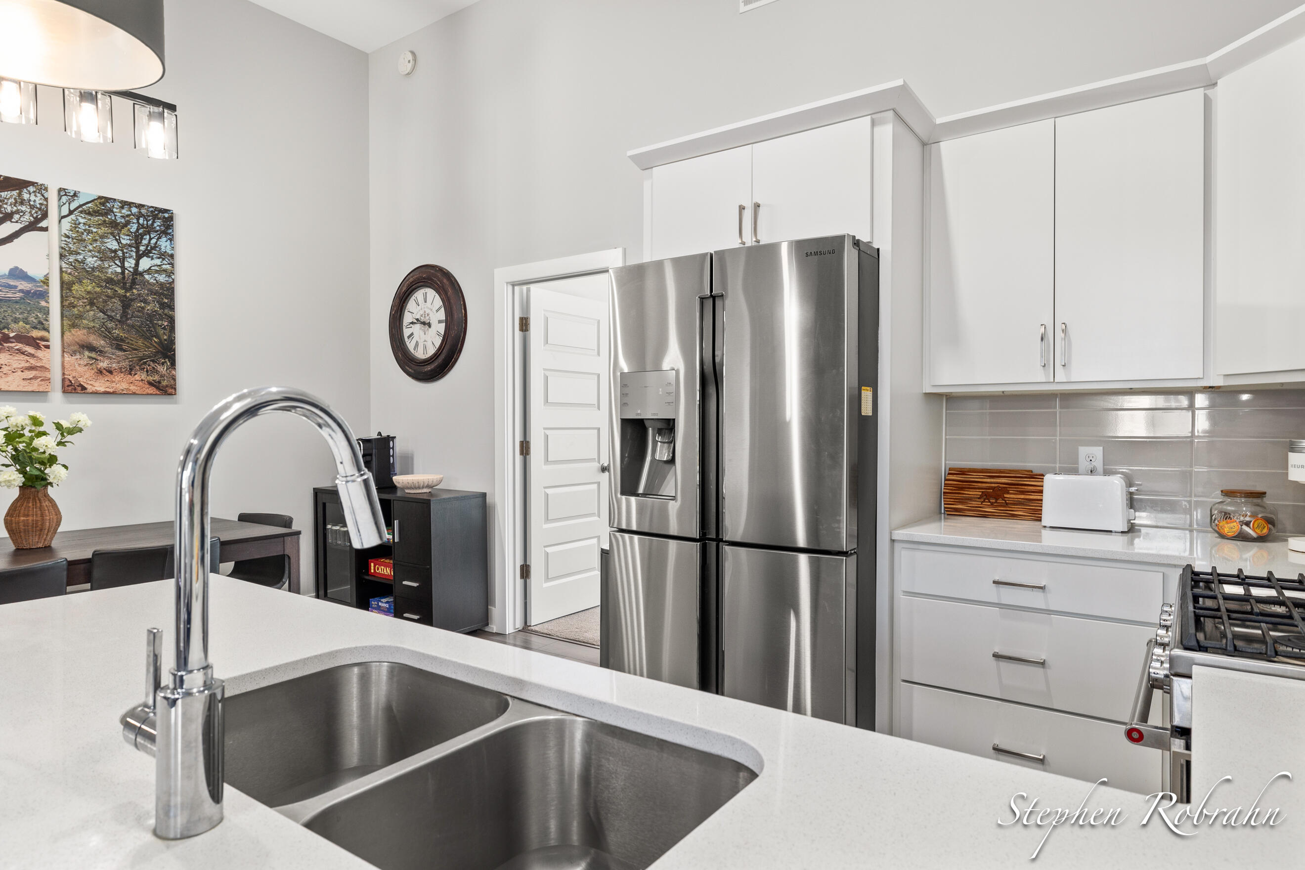 2005 Celadon Drive NE Grand Rapids MI 49525