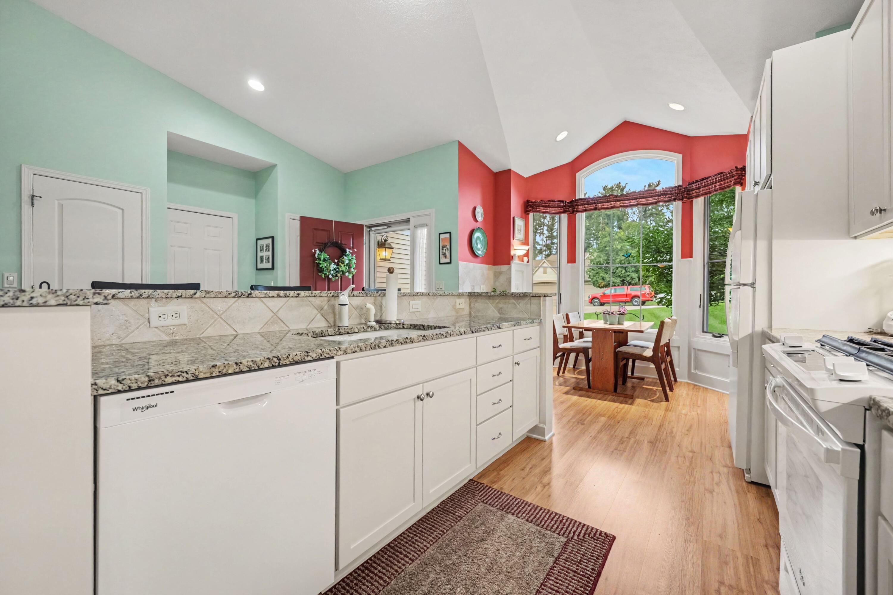 2860 Willow Ln Court NE Grand Rapids MI 49525