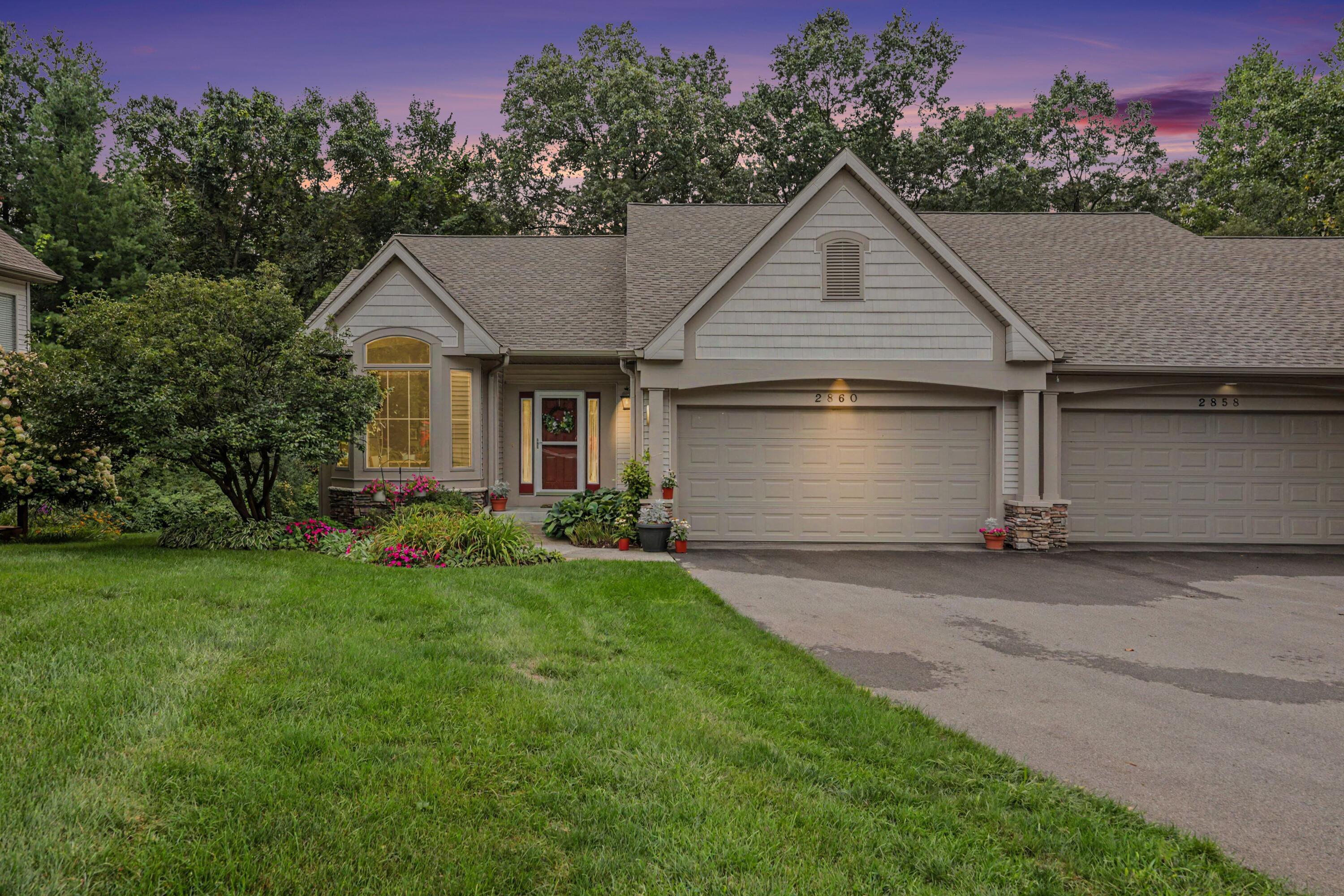 2860 Willow Ln Court NE Grand Rapids MI 49525