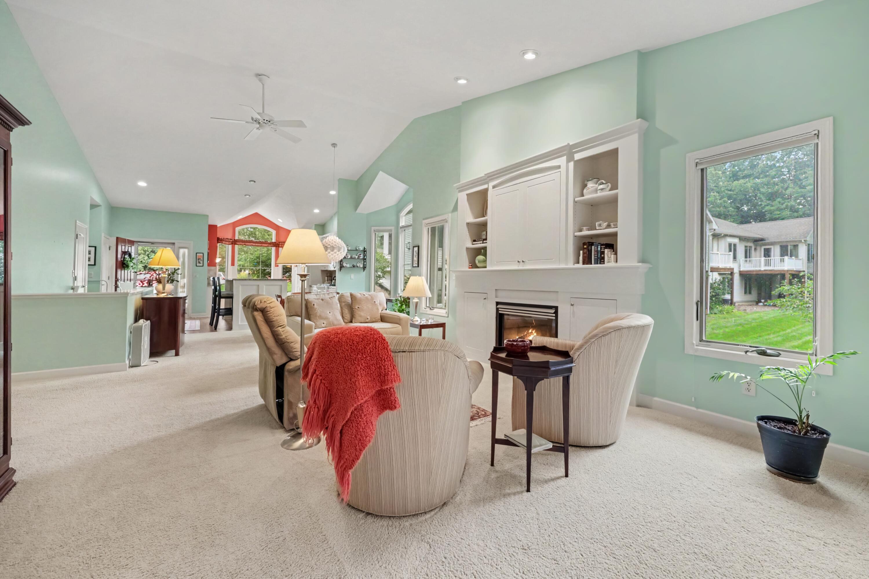 2860 Willow Ln Court NE Grand Rapids MI 49525