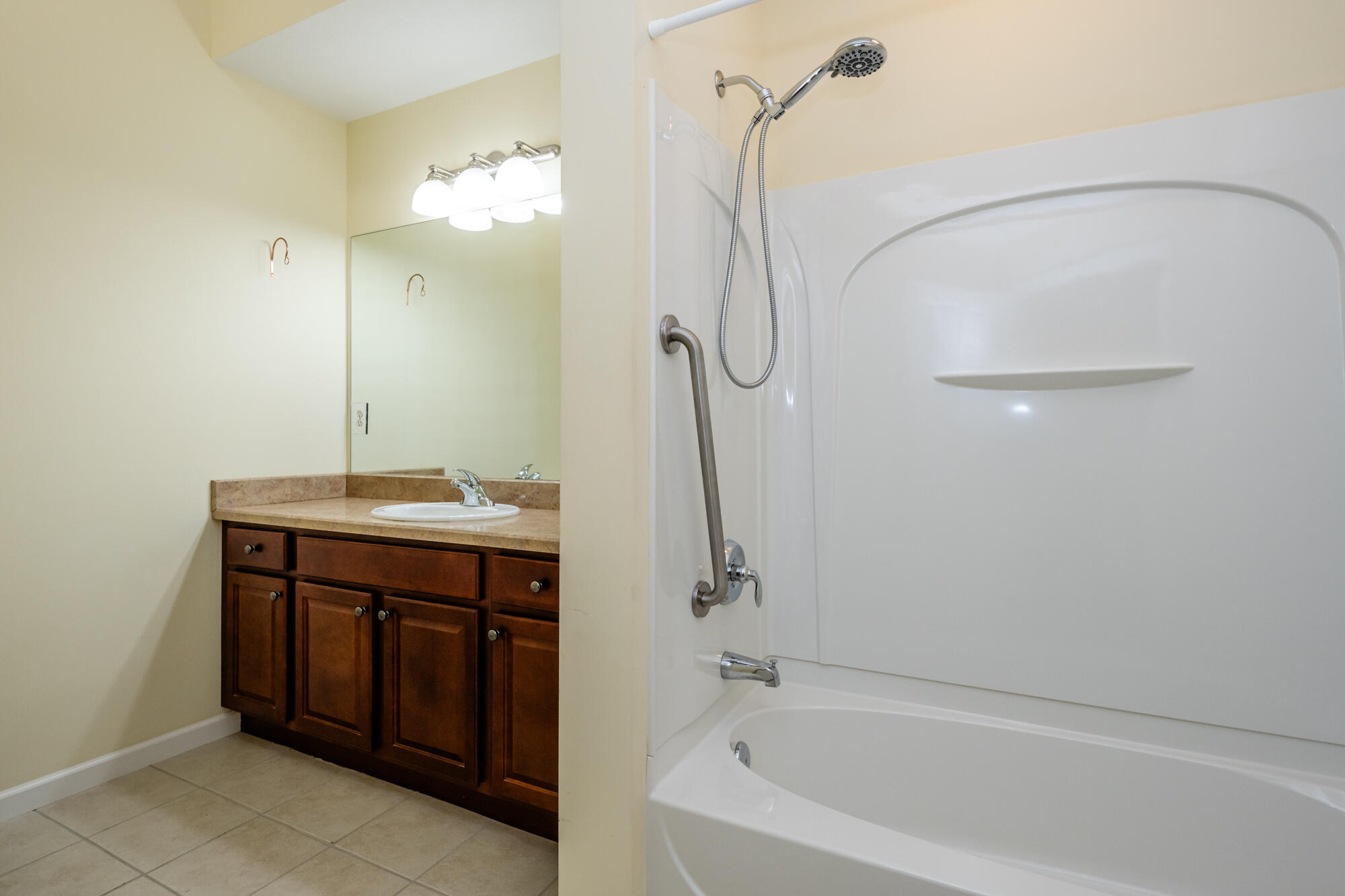 2898 Villa Lane Benton Harbor MI 49022